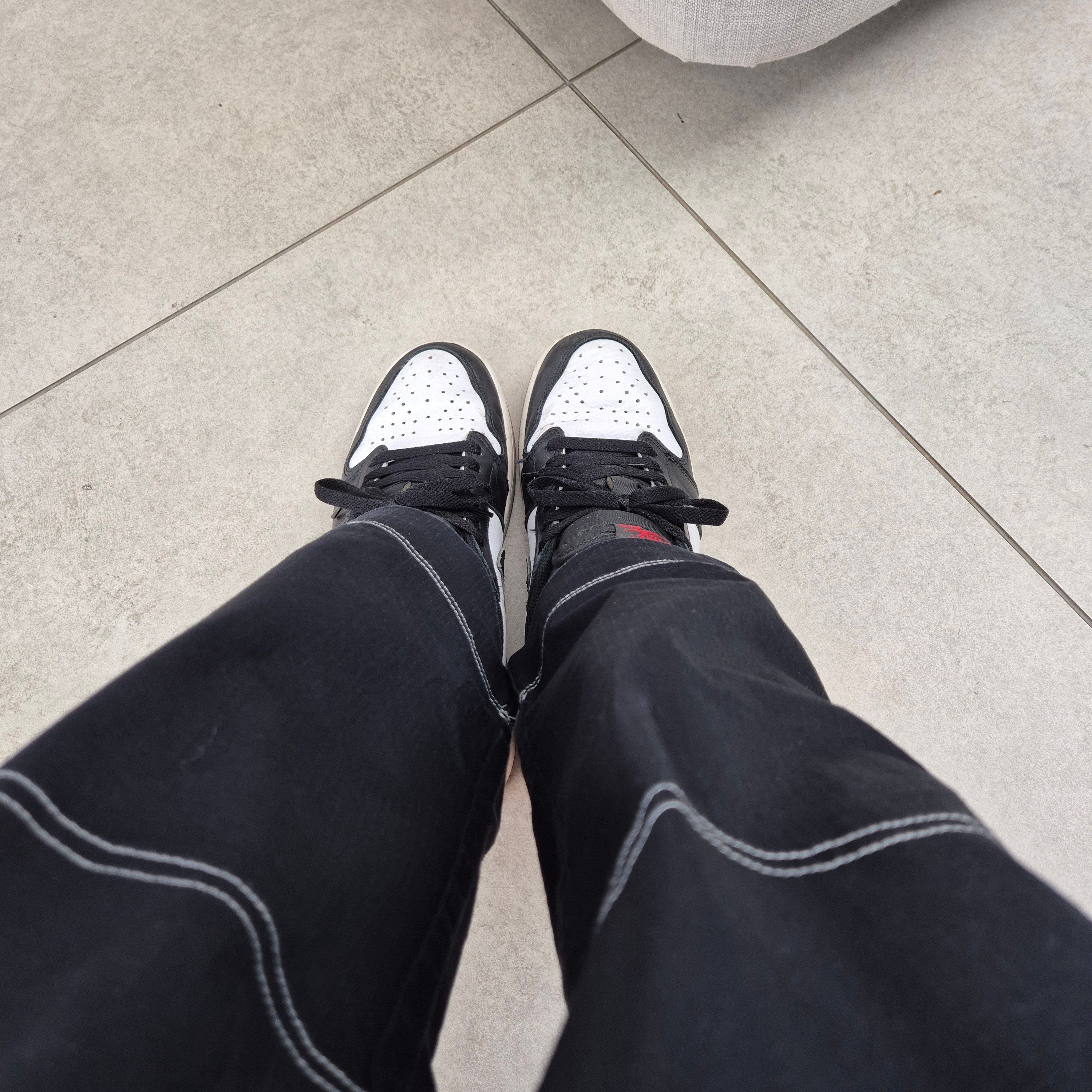 Jordan 1 Retro Low OG Black Toe 착용 스타일