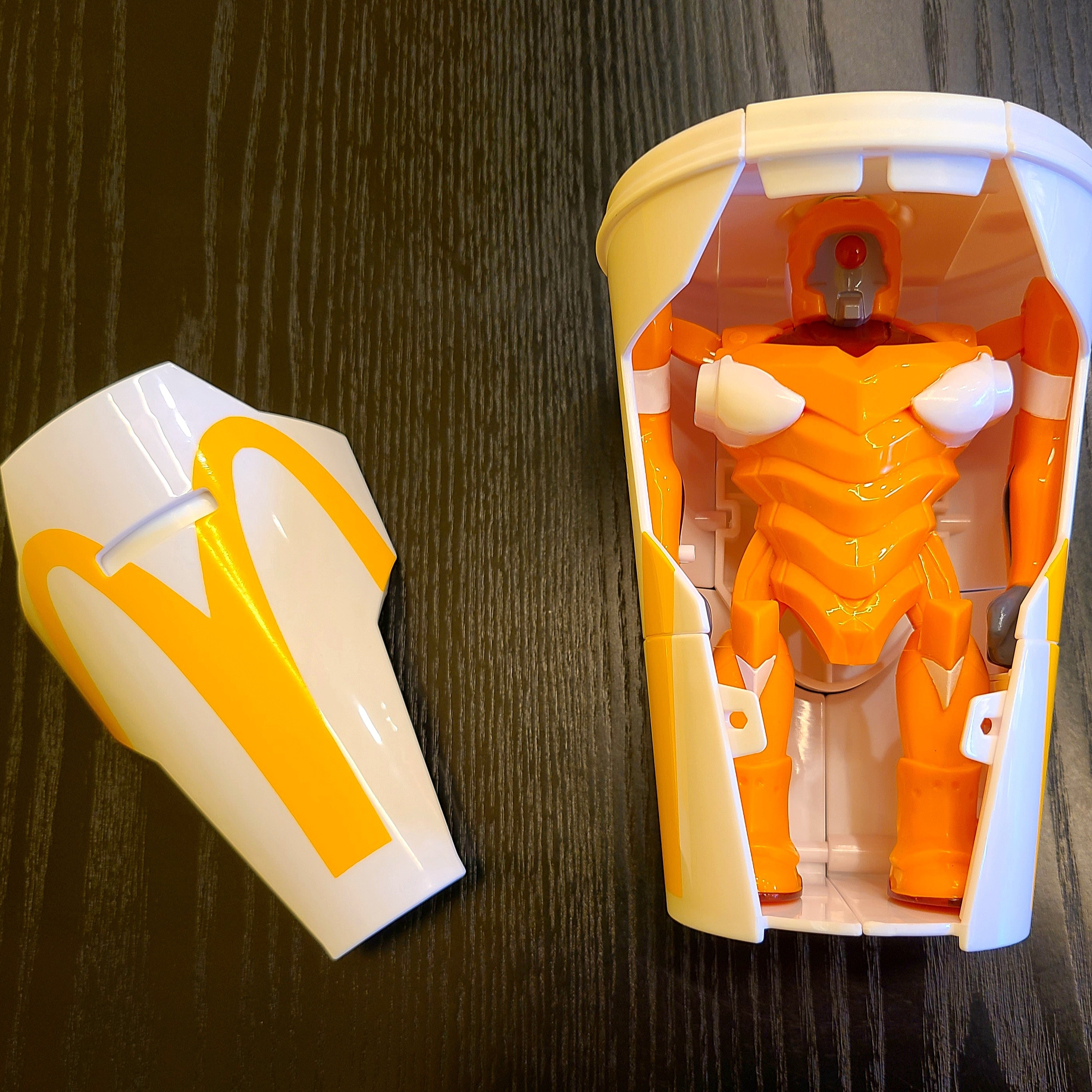 McDonald's x Evangelion Value Set Figure 착용 스타일 - 3