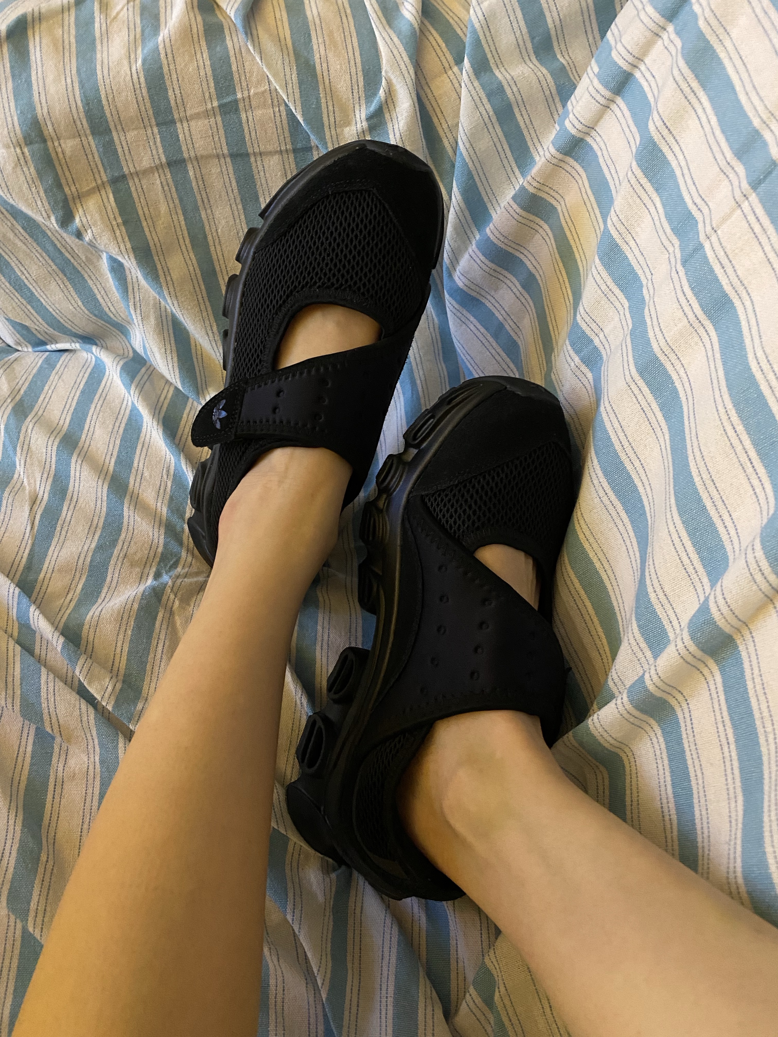 (W) Adidas Adifom Megajane Core Black 착용 스타일 - 2