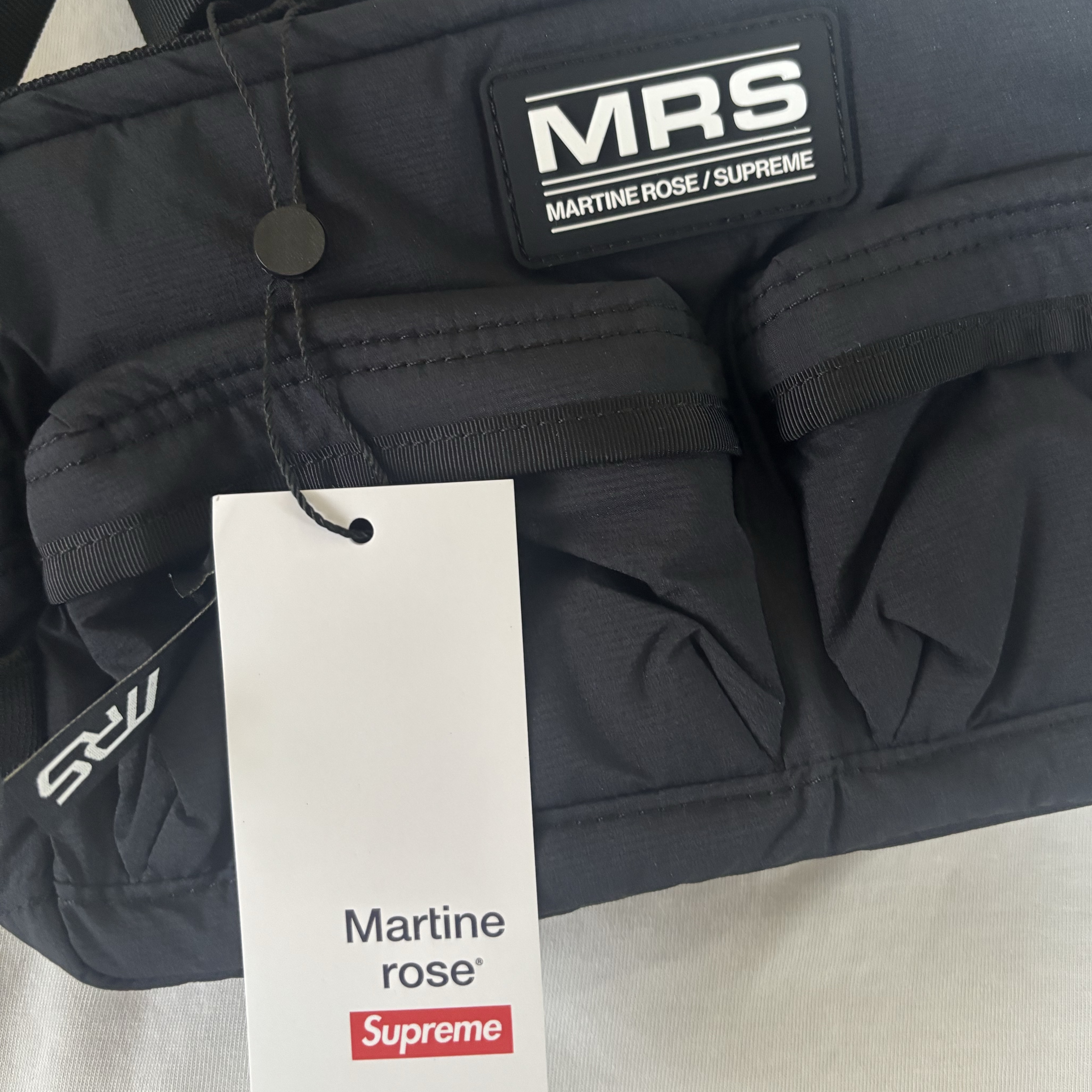 Supreme x Martine Rose Mini Duffle Bag Black - 24FW 착용 스타일