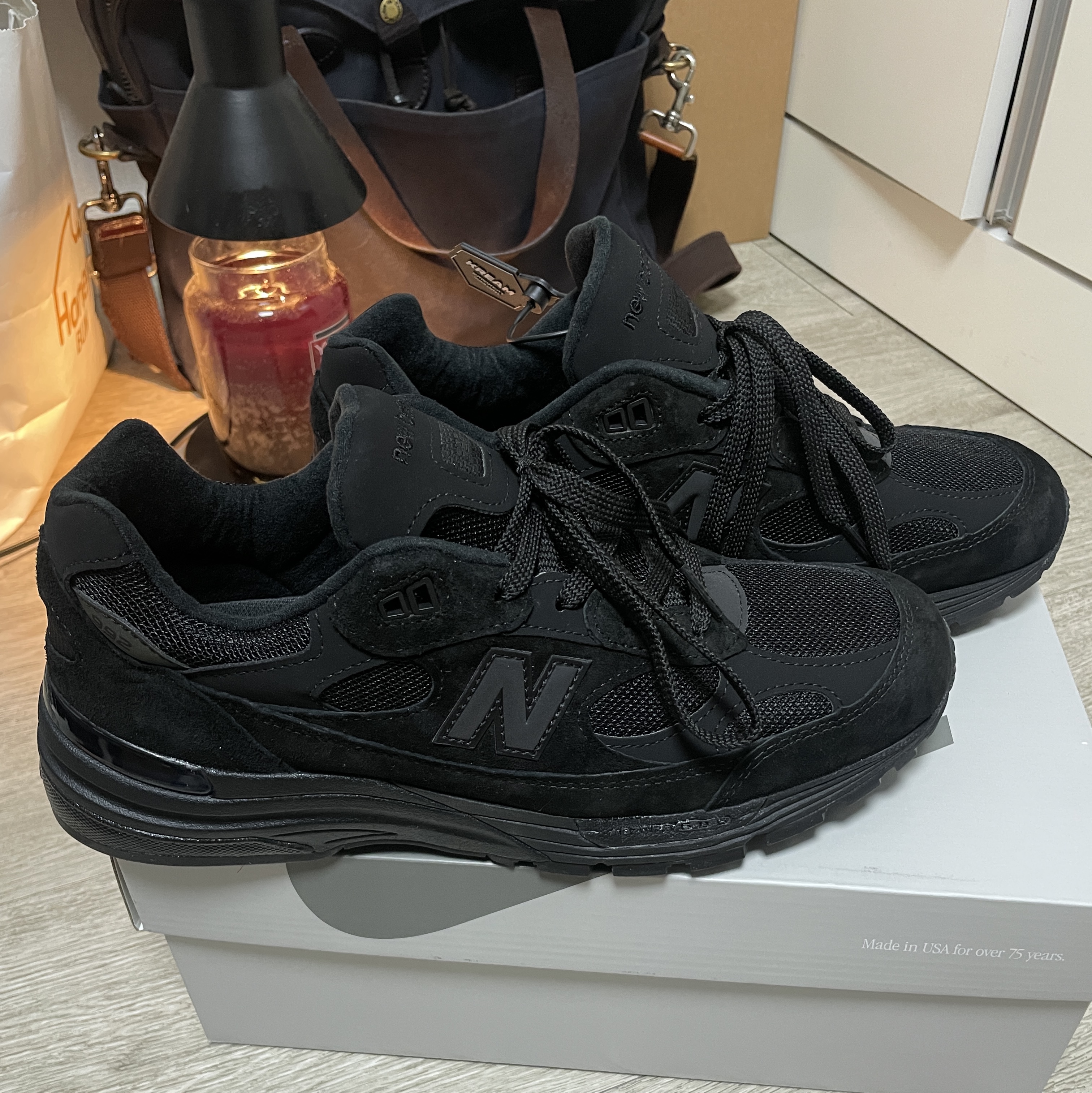 New Balance 992 Made in USA Core Black 착용 스타일