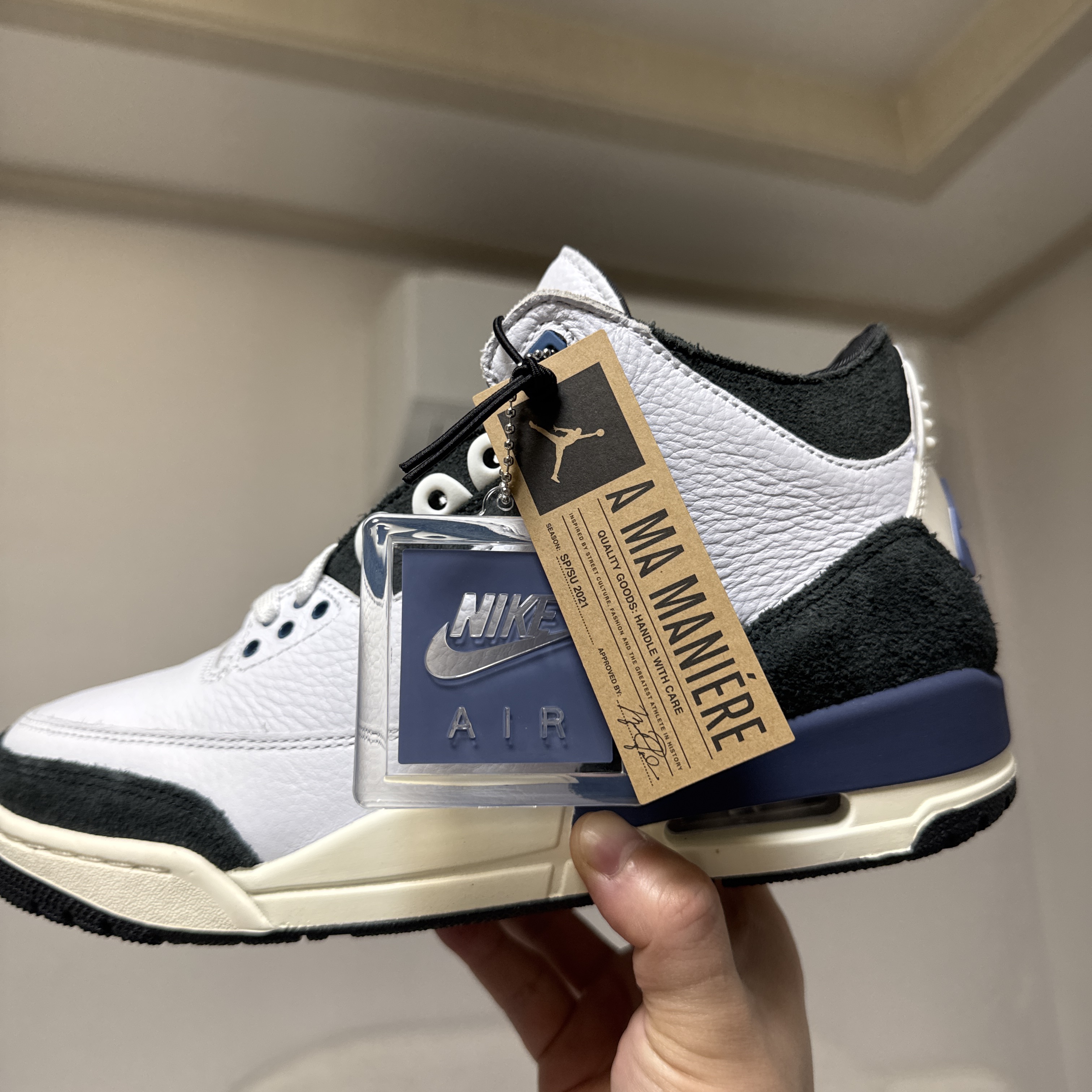 Jordan 3 x A Ma Maniere Retro OG SP For The Love, Jordan 4 x Nike SB Retro SP Navy 착용 스타일 - 1