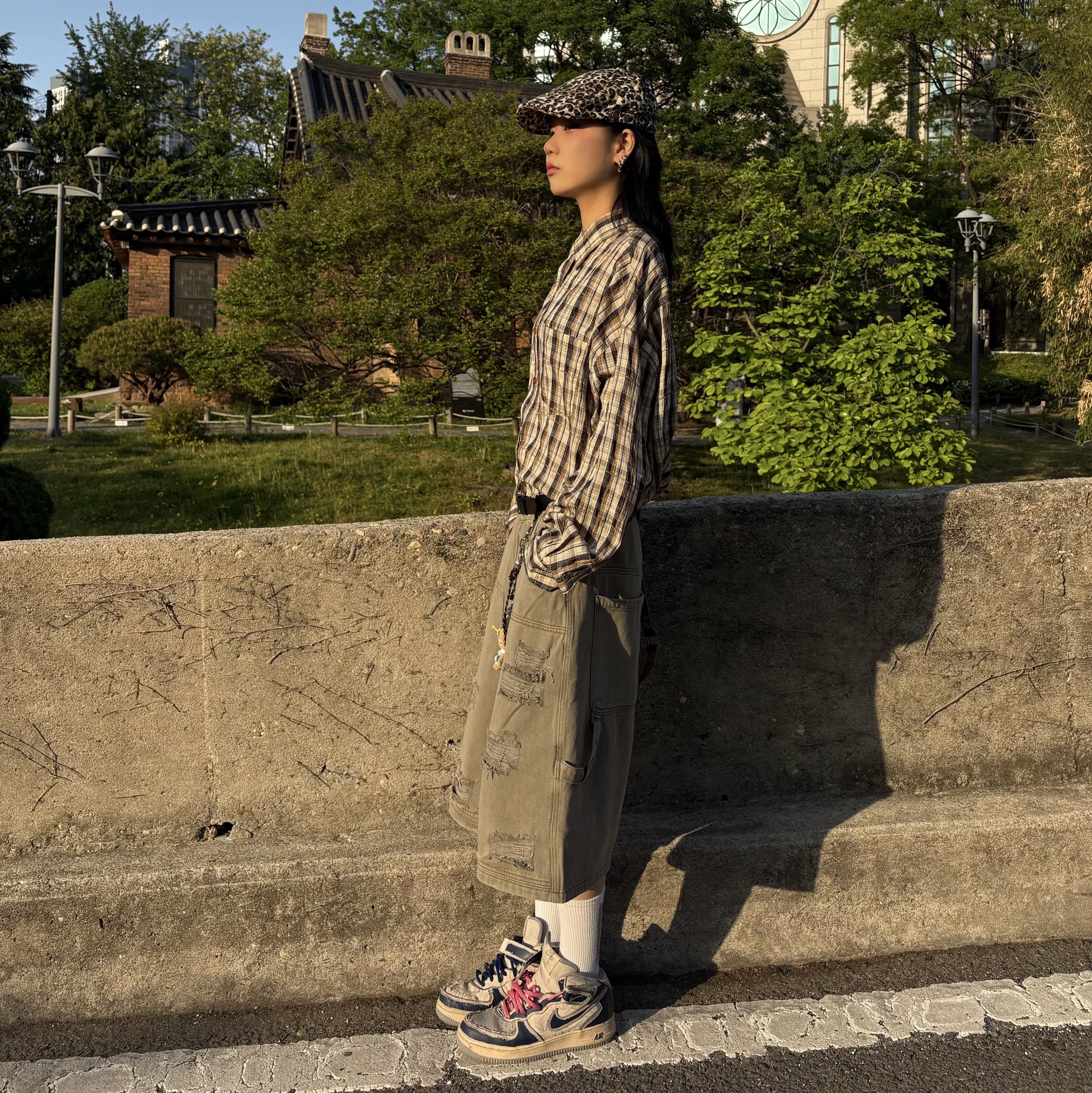 Nike Air Force 1 Mid '07 Pearl White 착용 스타일 - 2