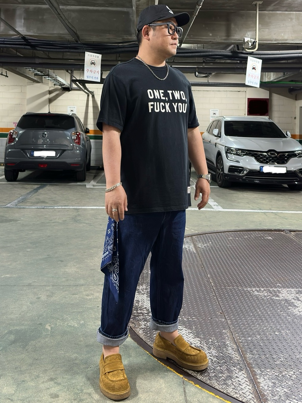 Supreme Cordura S Logo 6-Panel Black - 18FW, Supreme One Two Fuck You S/S Top Black - 23SS 착용 스타일