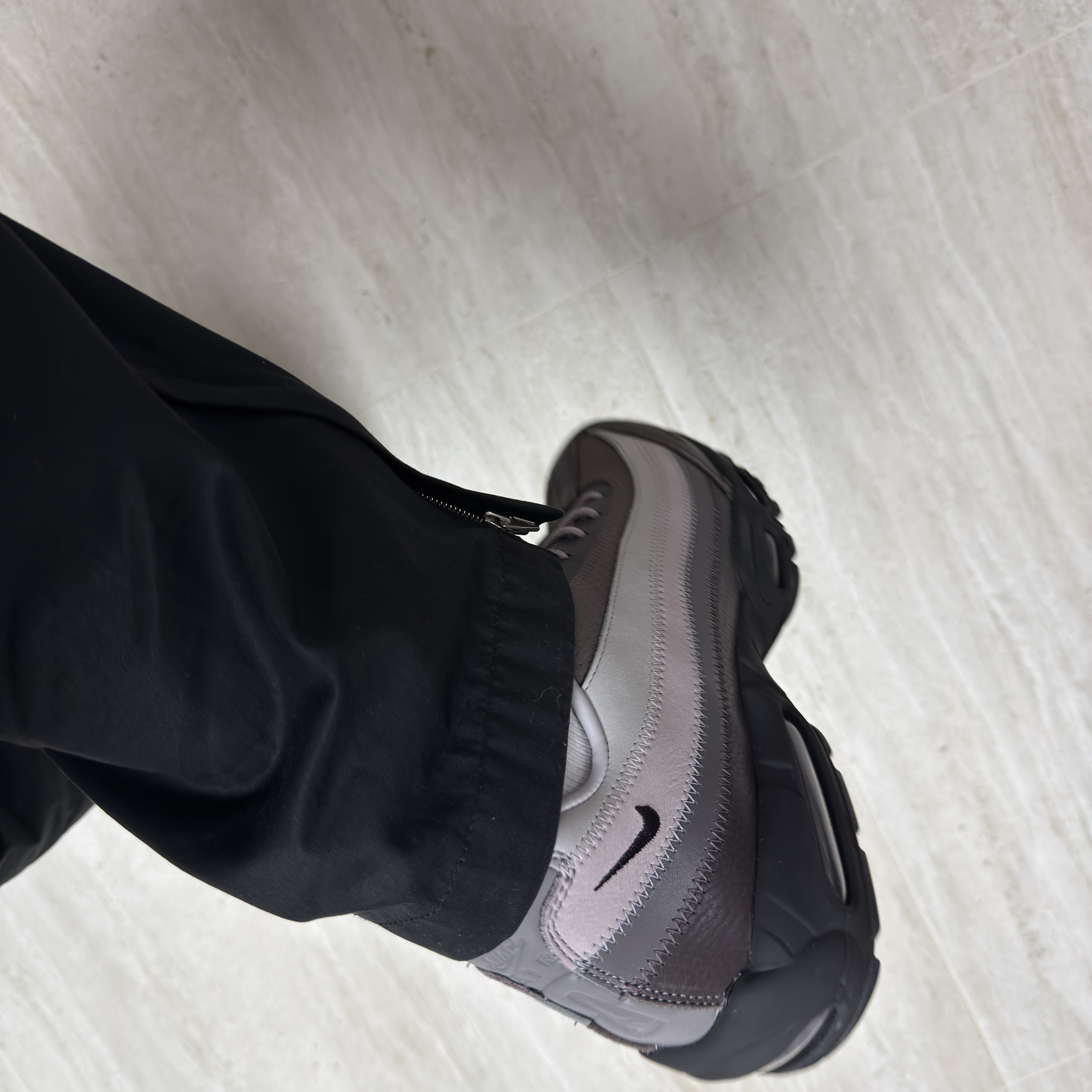 Nike x A Ma Maniere Air Max 95 W.Y.W.S. 착용 스타일 - 2