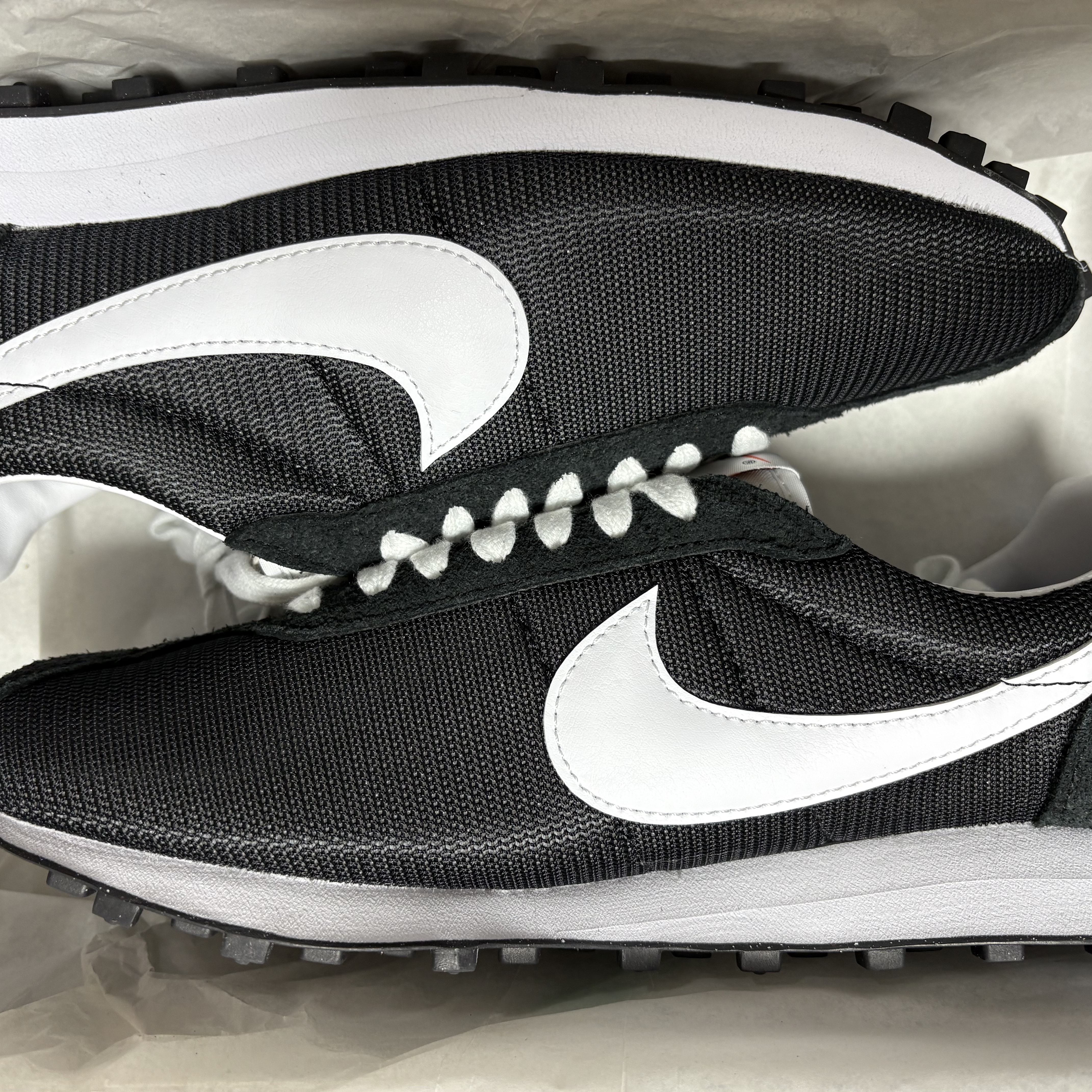Nike LD-1000 Black White 착용 스타일 - 2