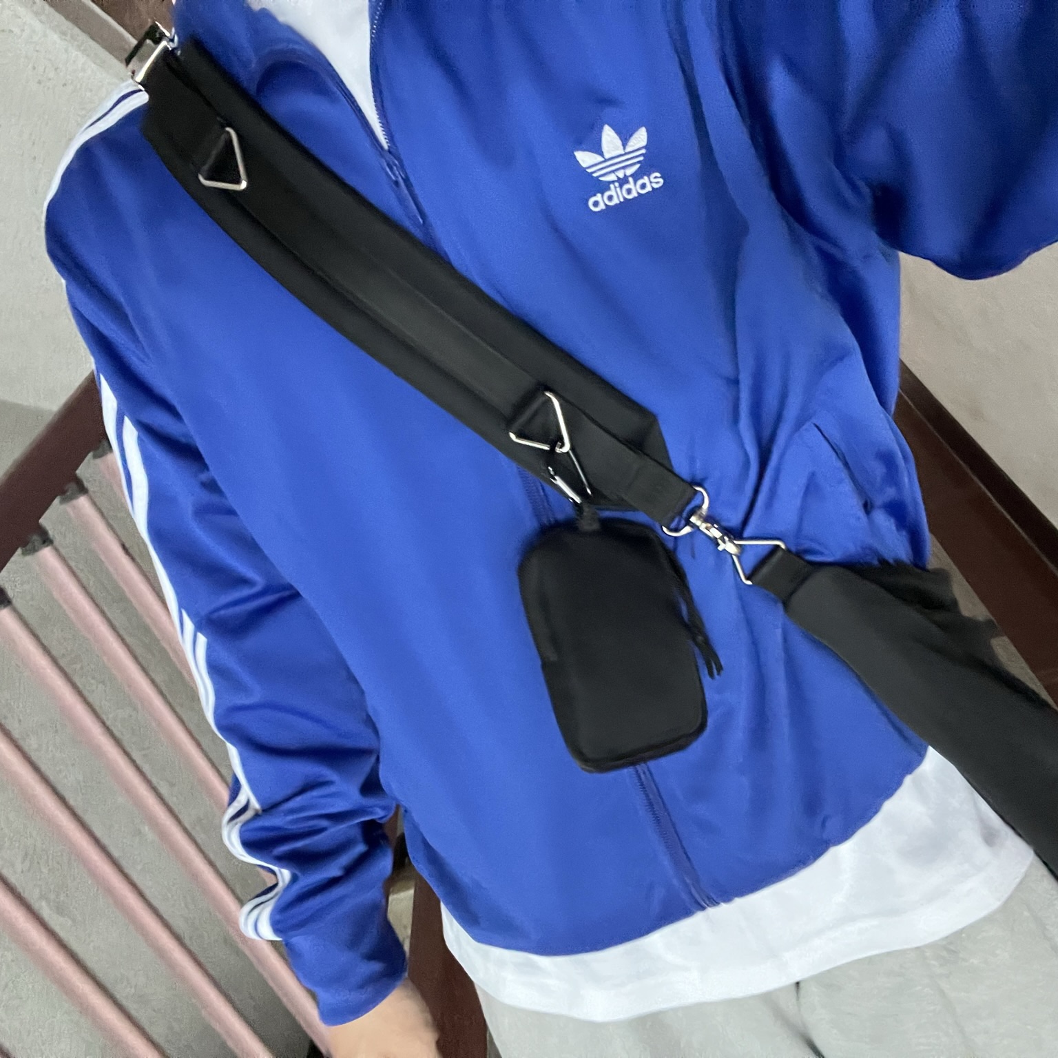 Adidas Adicolor Classic Firebird Track Top Night Indigo - KR Sizing, Adidas Handball Cup Spezial Semi Lucid Blue Cream White 착용 스타일 - 2