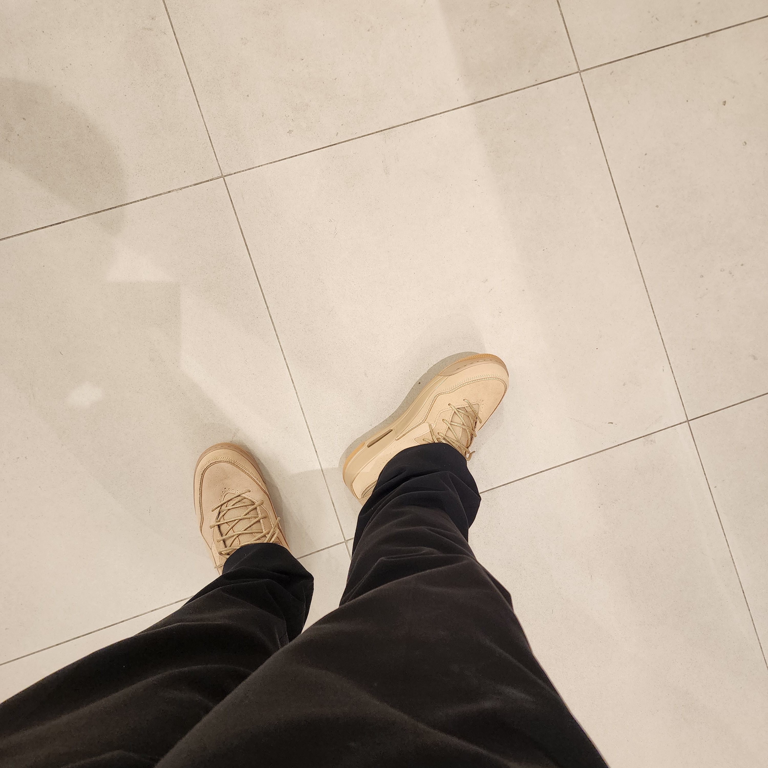 Jordan Courtside 23 Desert Baroque Brown 착용 스타일