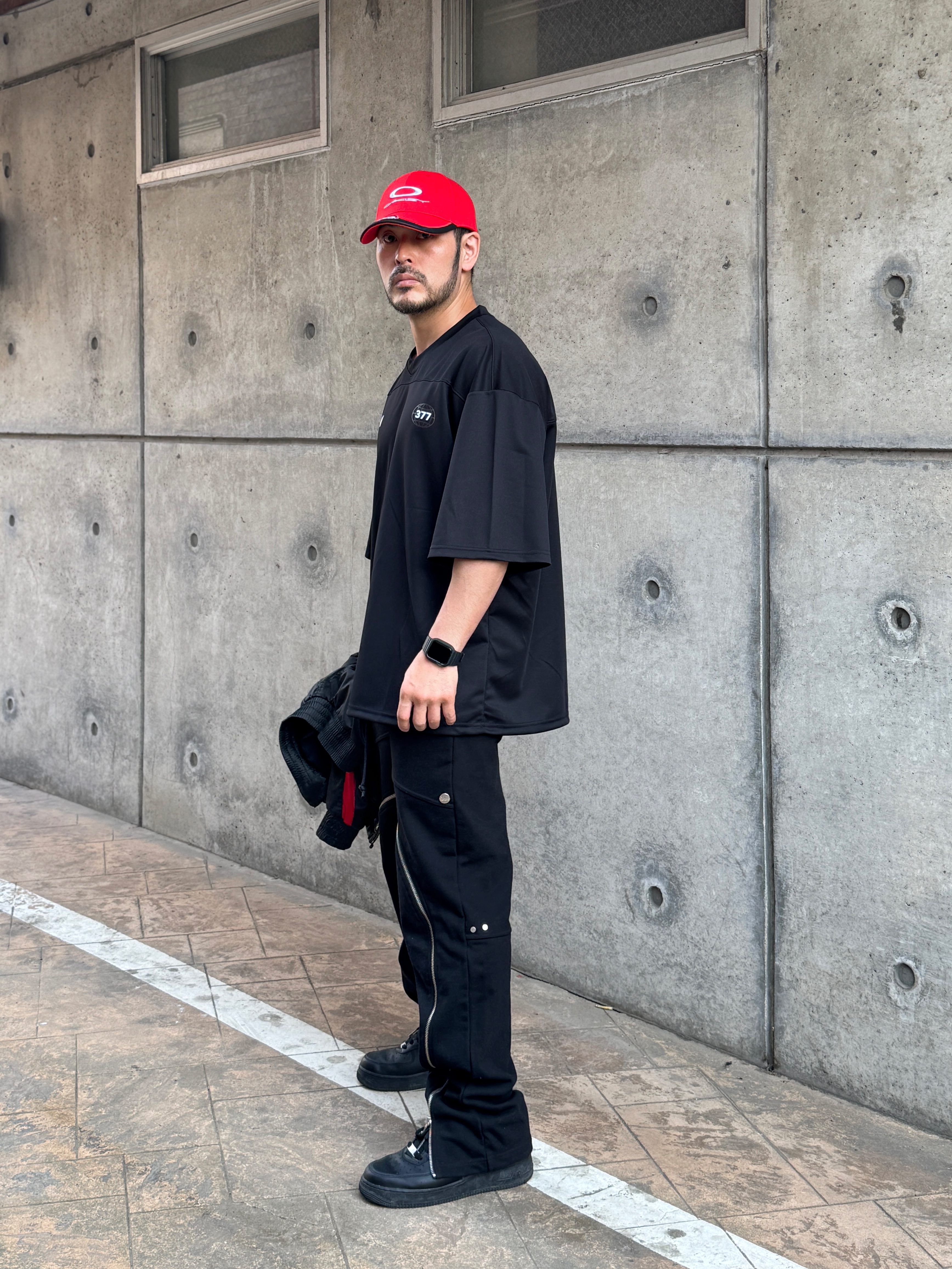 Nike x Supreme Air Force 1 Low Black 착용 스타일 - 2