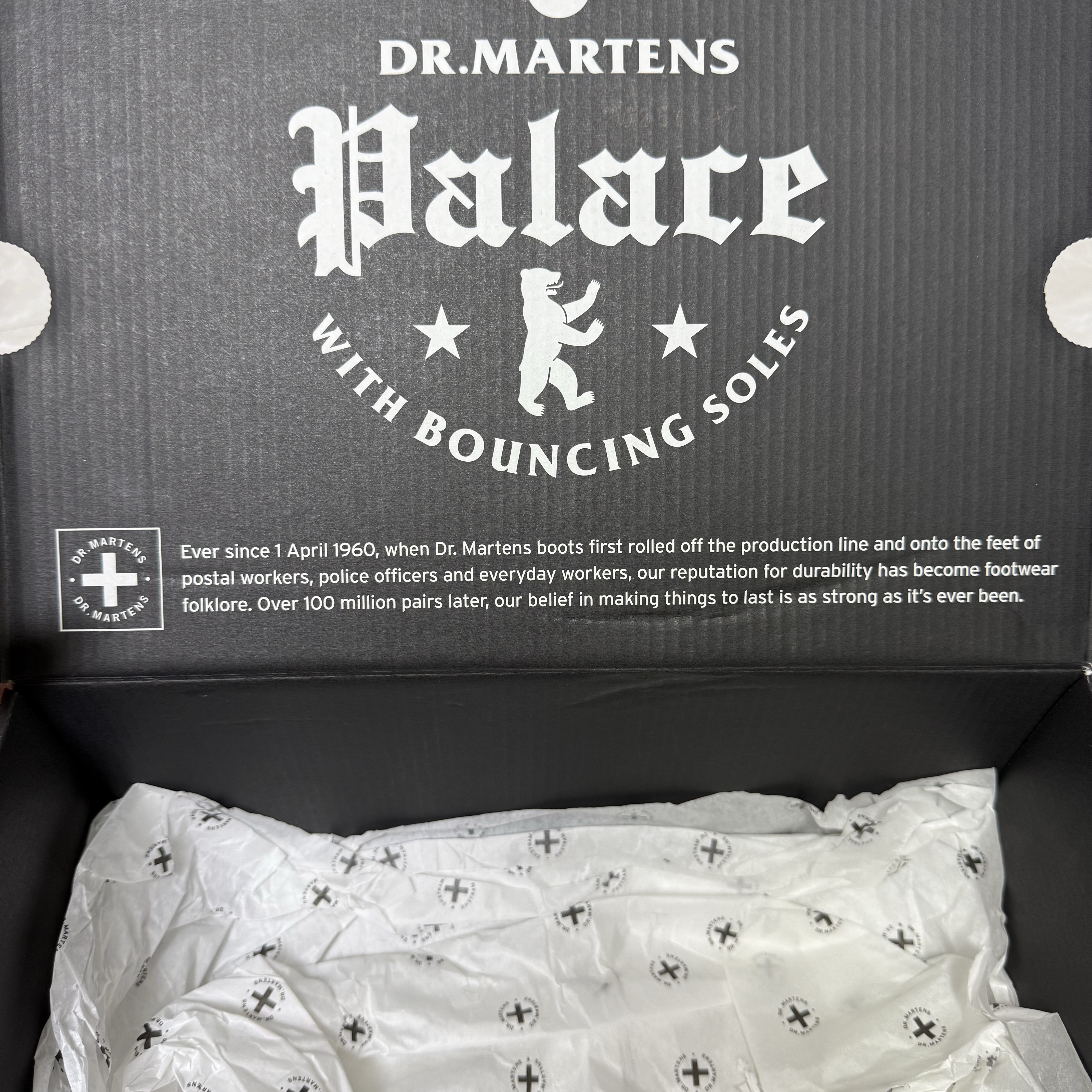 Dr. Martens x Palace 1461 Camo 착용 스타일 - 4