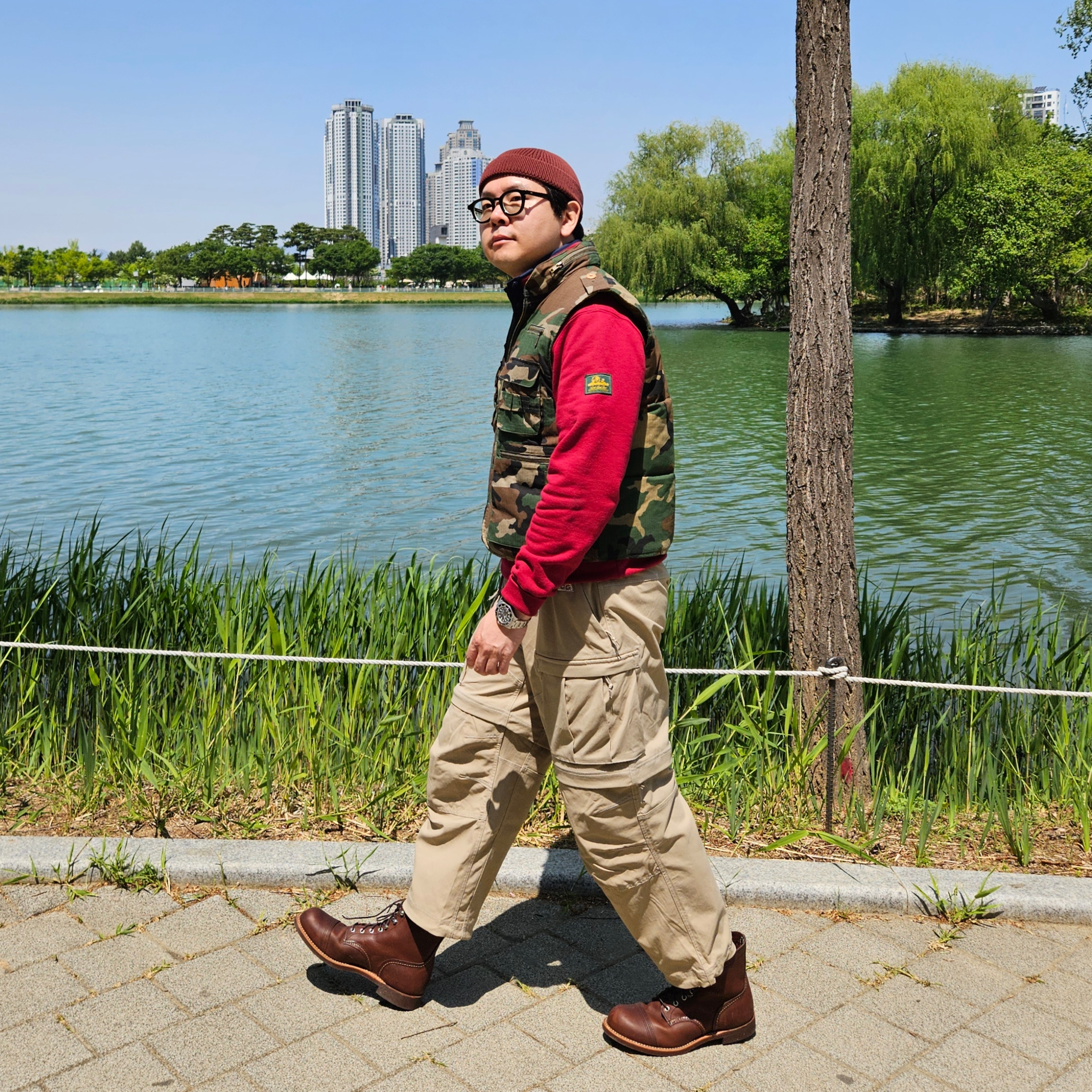 Nike ACG Smith Summit Cargo Pants Khaki Iron Ore - Asia, Red Wing Iron Ranger 8111 Amber Harness - D 착용 스타일 - 1