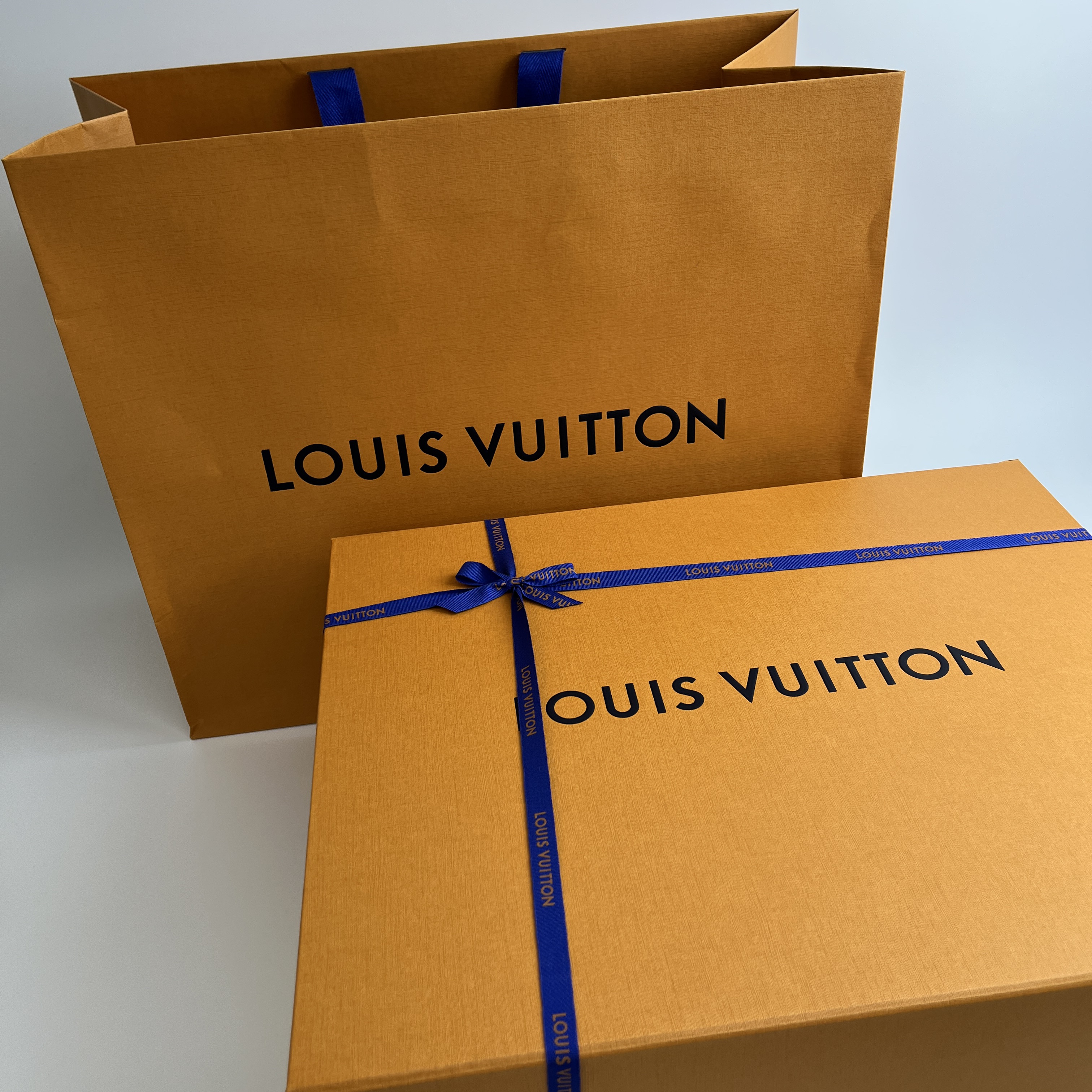 Louis Vuitton Skate Fit Denim Pants Light Blue 착용 스타일 - 2