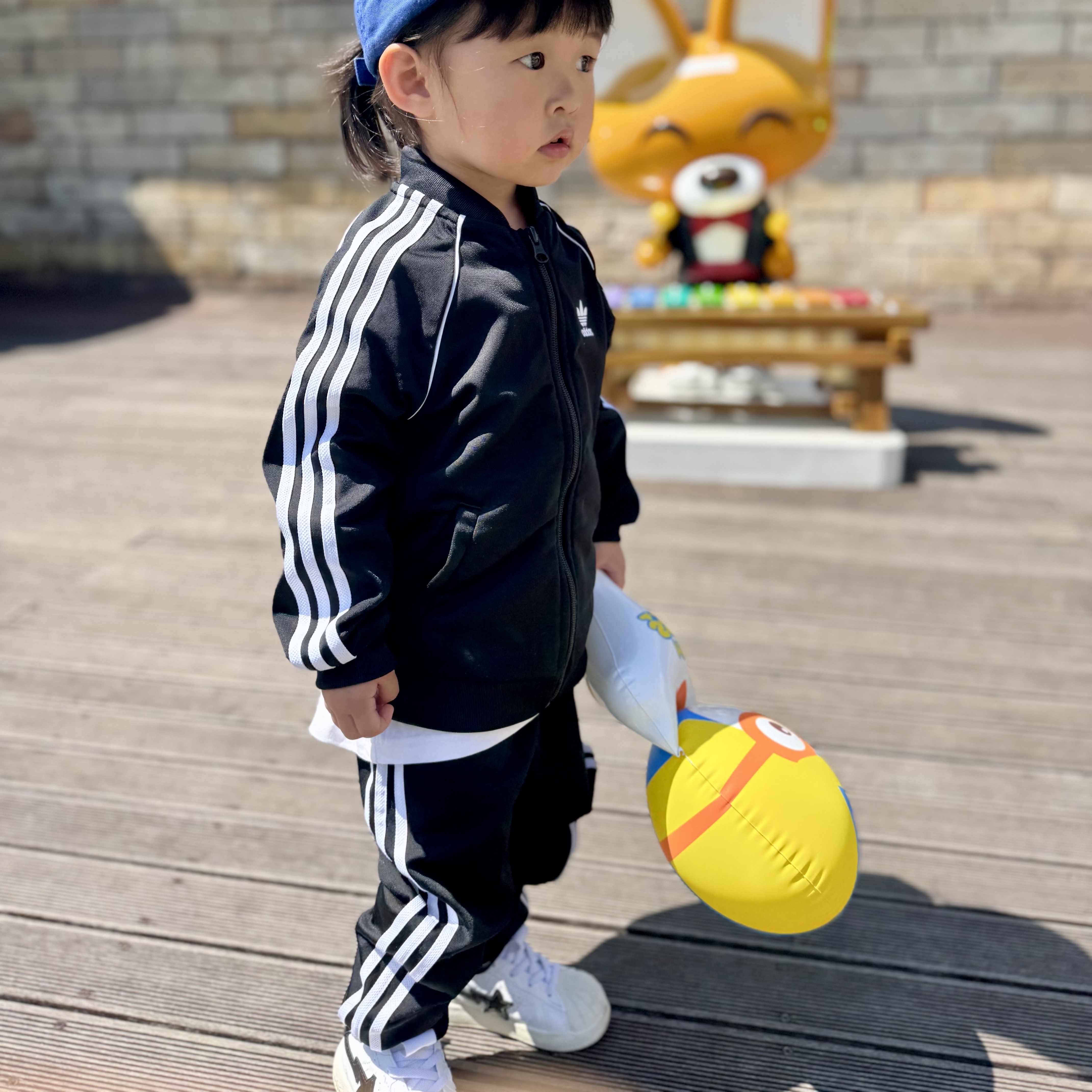 (Infant) Adidas x BAPE Adiform Superstar 360 Cloud White Core Black 착용 스타일