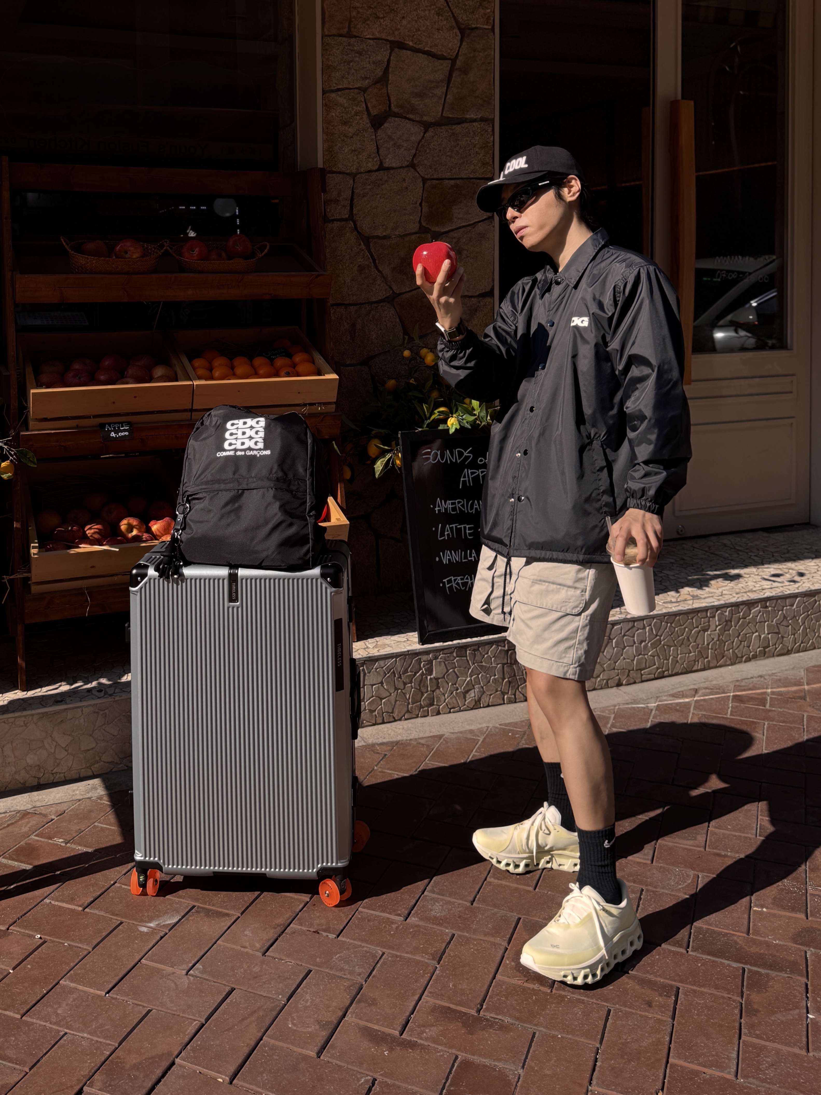 On Running x Post Archive Faction (Paf) Cloudmonster 2 Seedling White, CDG Coach Jacket5 Black 착용 스타일 - 4