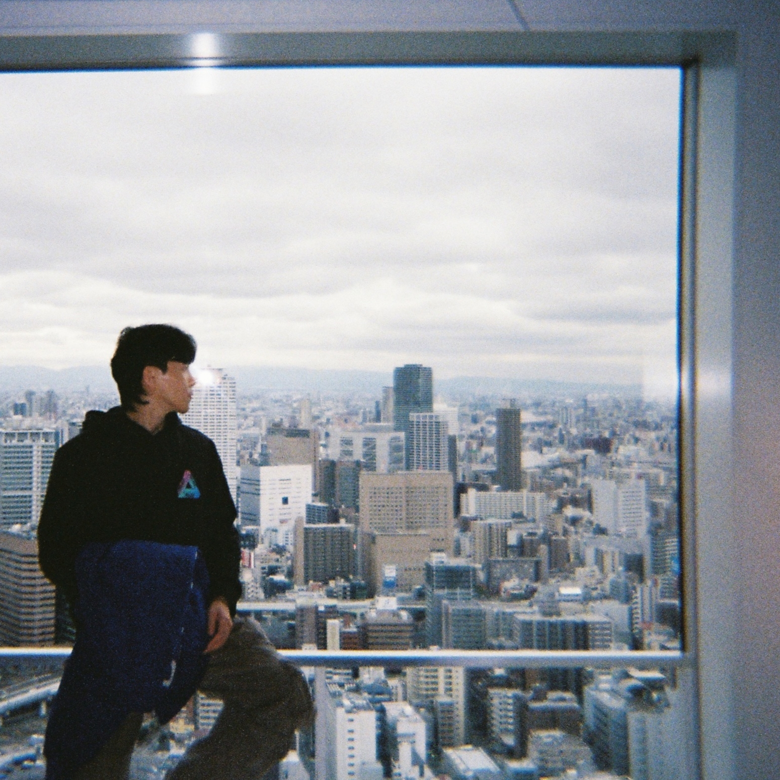 Palace Ombre Tri-Ferg Hood Black - 23SS, Stussy Sport Melton Varsity Jacket Royal 착용 스타일