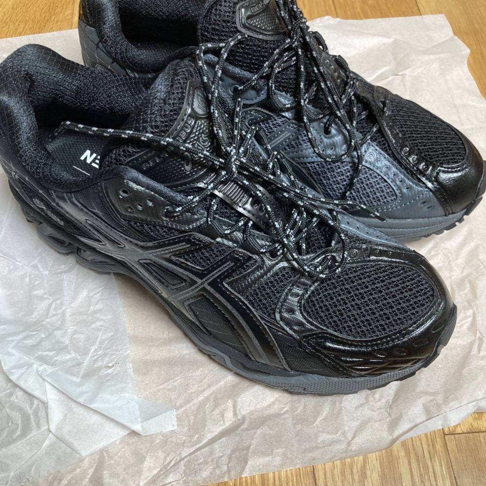 Asics x Haven Gel-Nimbus 10.1 Black 착용 스타일 - 1