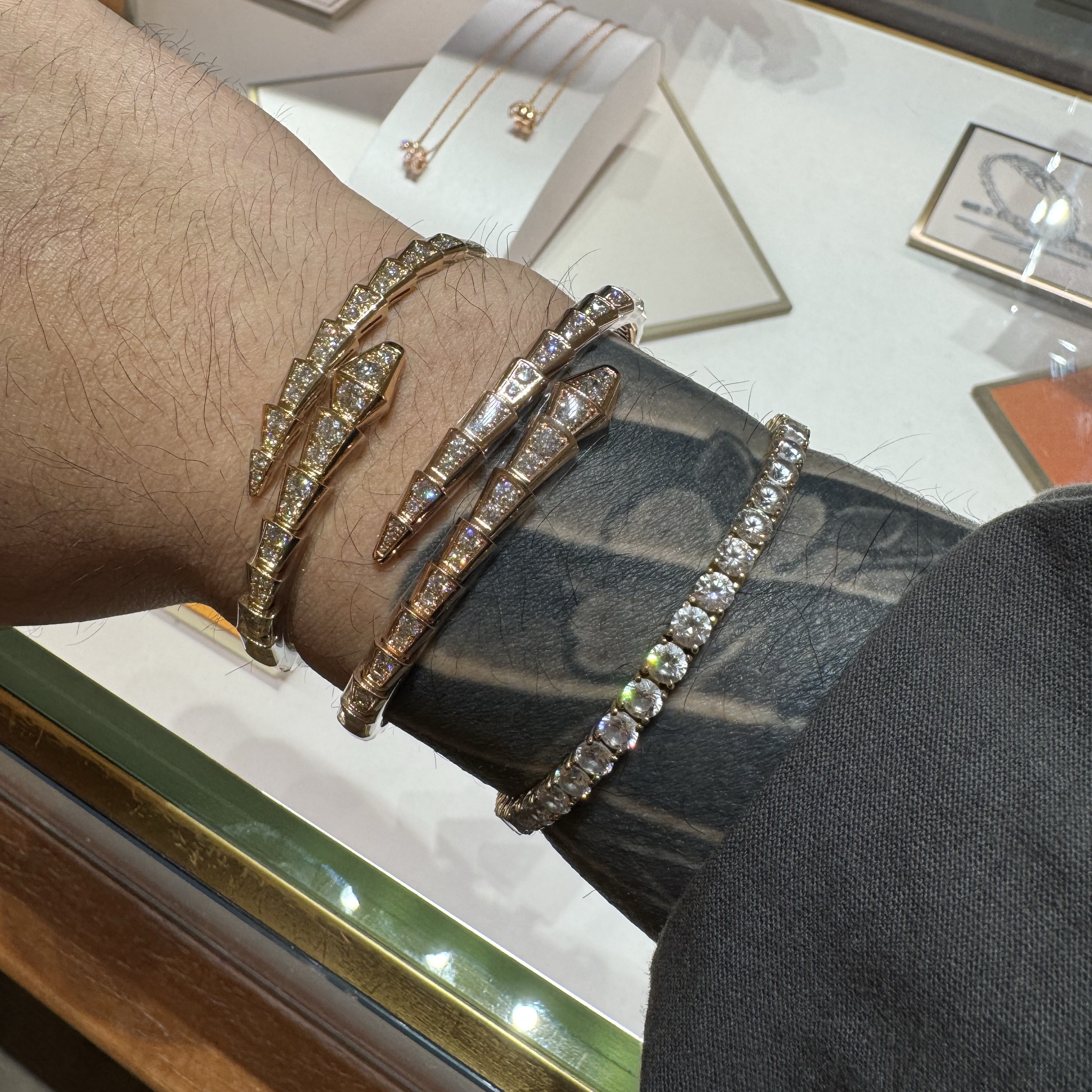 Bulgari Serpenti Viper Bracelet Rose Gold Diamond 착용 스타일 - 2