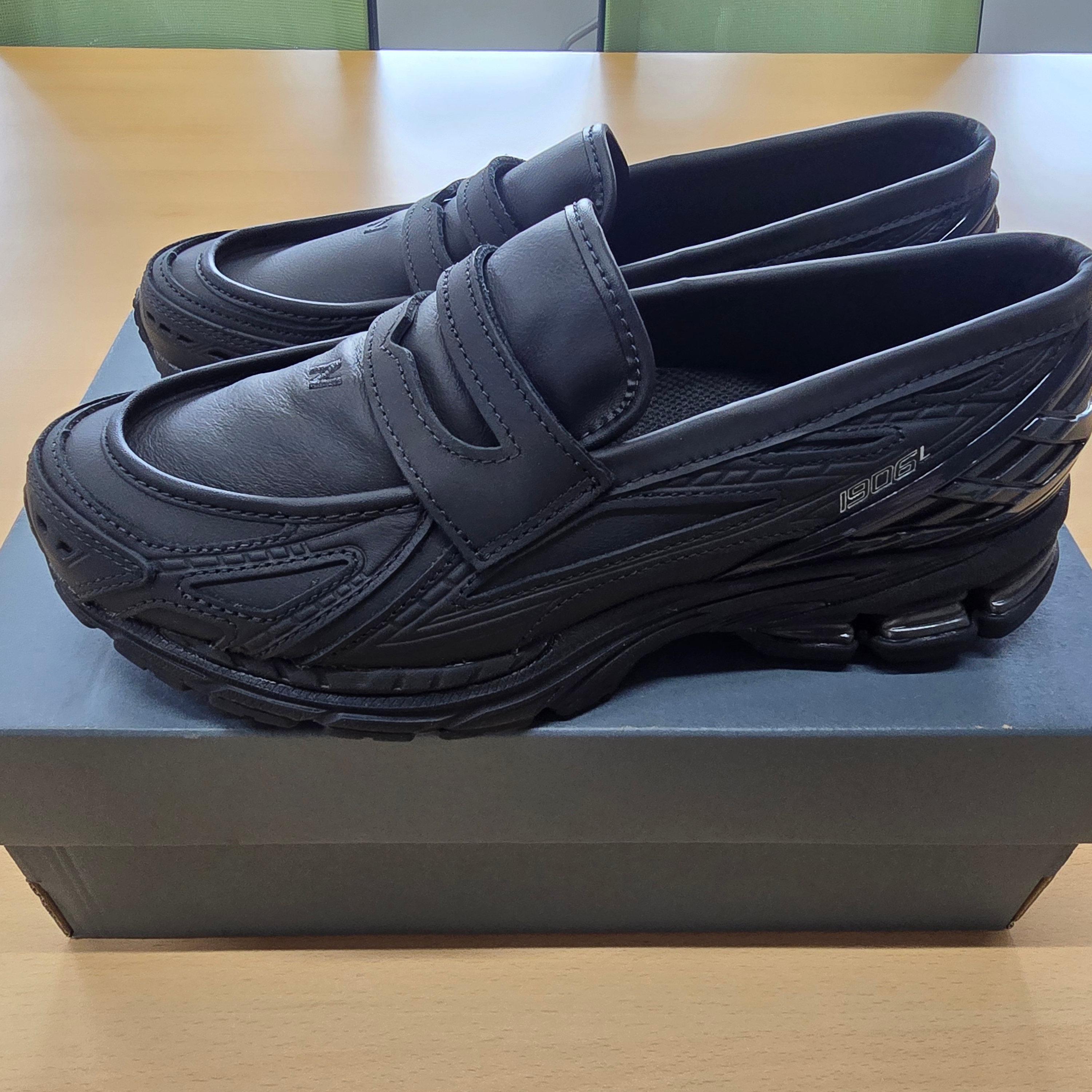 New Balance 1906L Black 착용 스타일