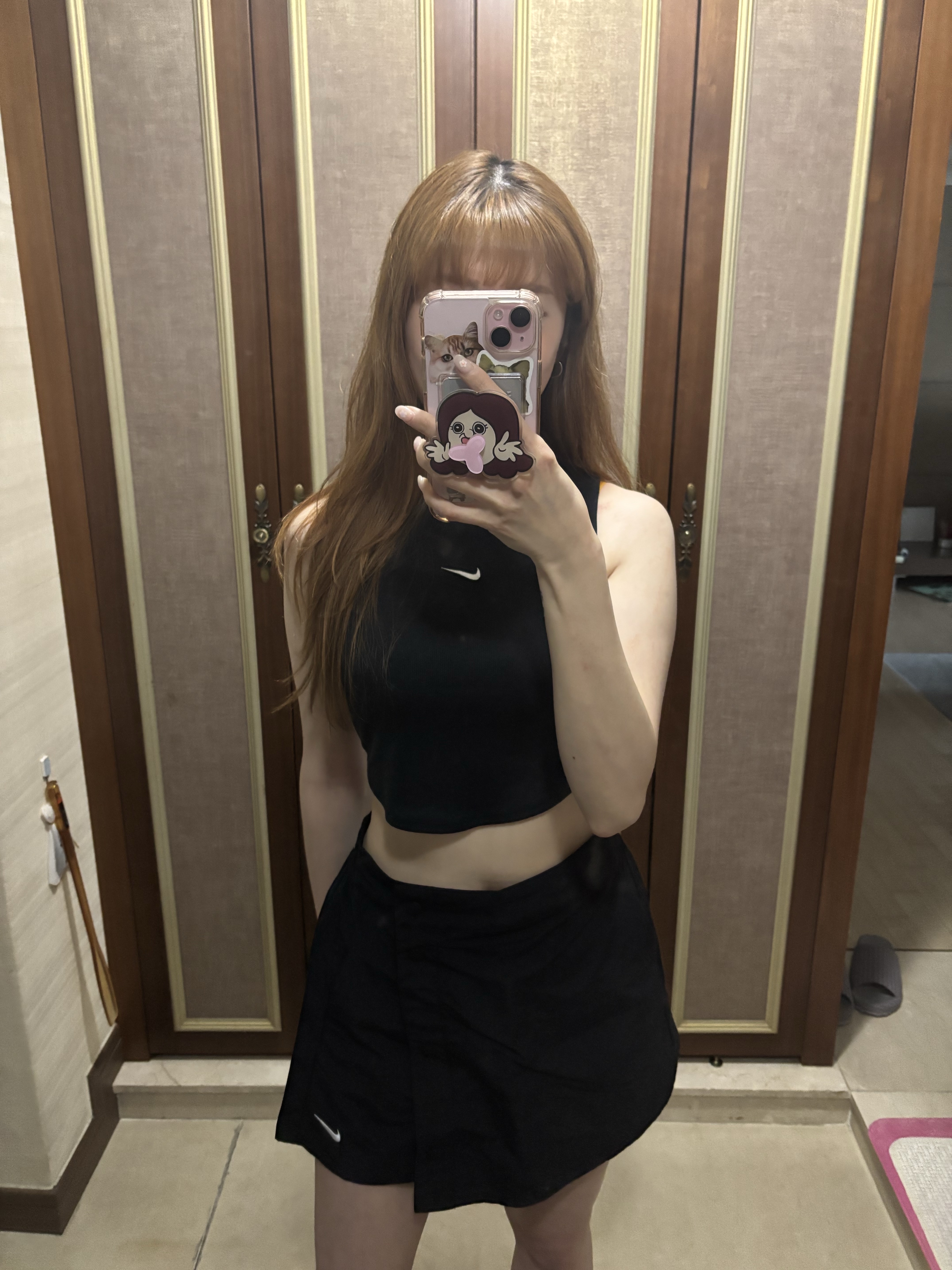 (W) Nike Air Force 1 '07 Low Triple Black, (W) Nike Sport Essential Ribbed Cropped Tank Top Black Sail - Asia 착용 스타일 - 3