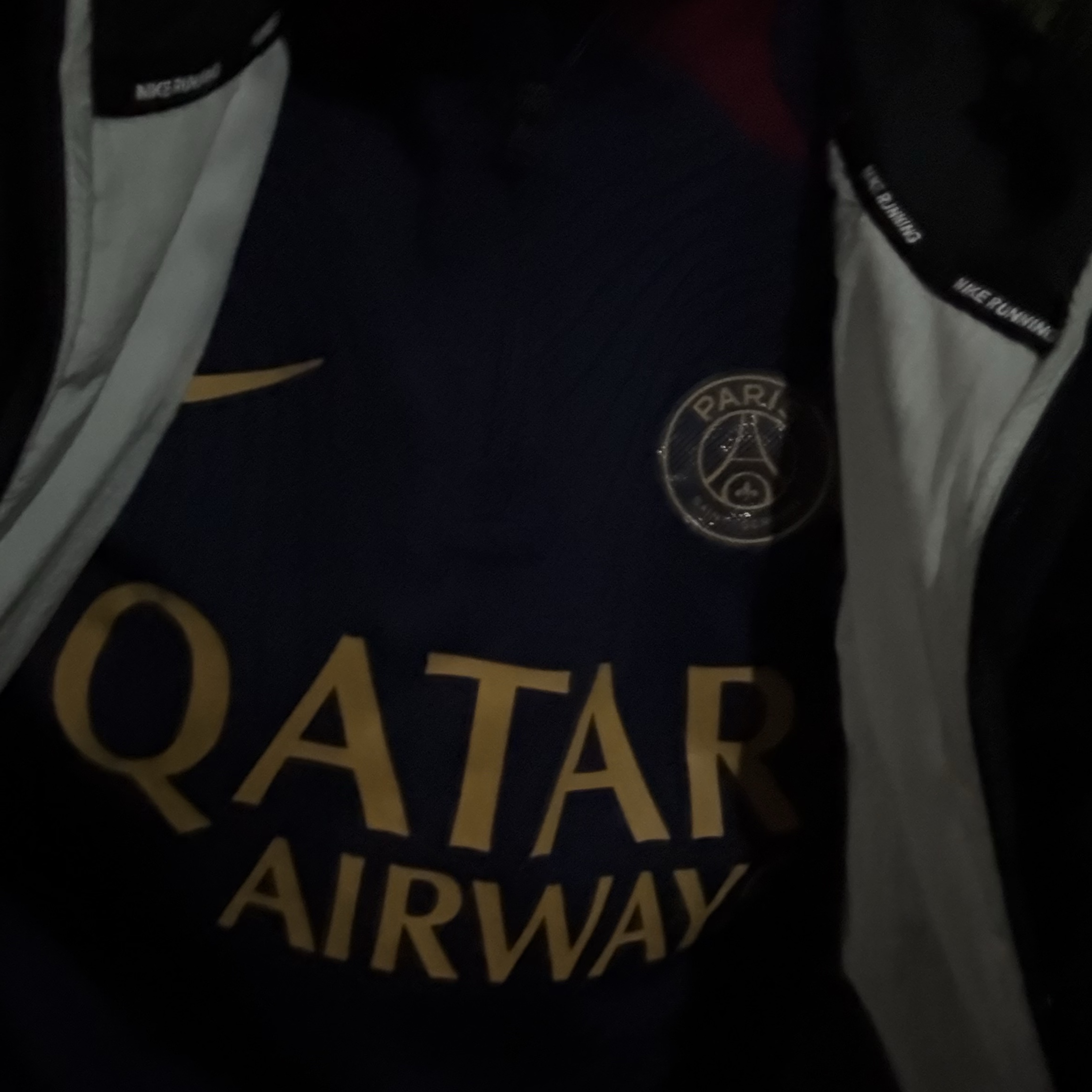 Nike Paris Saint-Germain Strike Elite Dri-FIT ADV Knit Football Drill Top Blackened Blue, Nike Therma-Fit Repel Synthetic Fill Running Jacket Black - Asia 착용 스타일