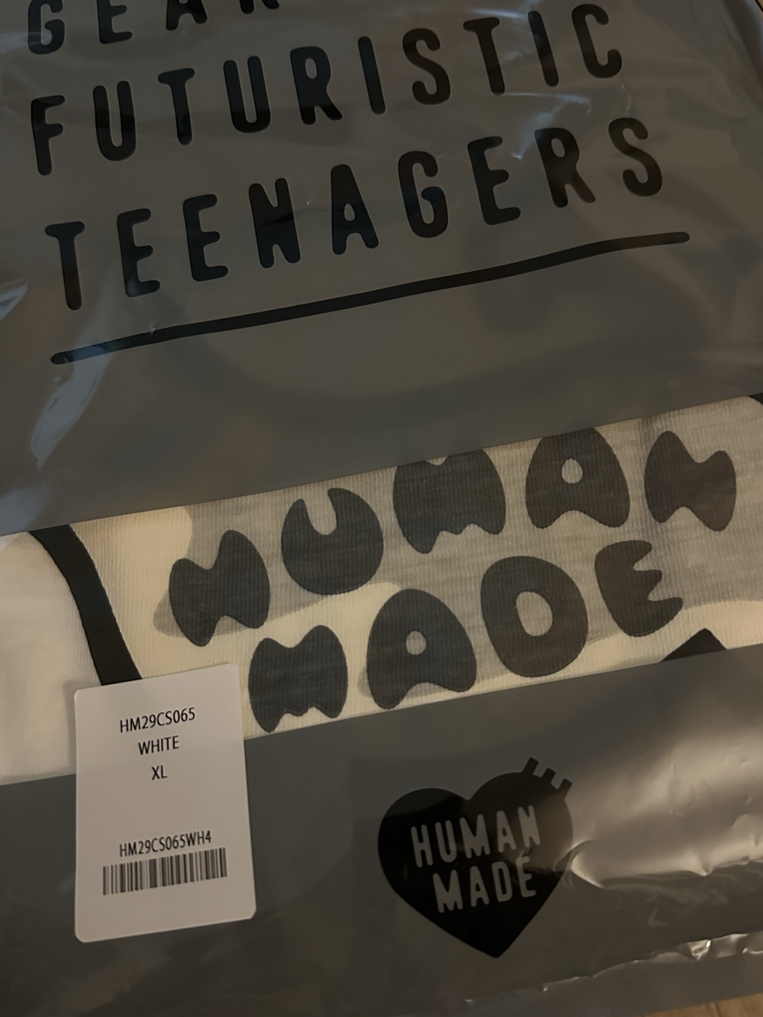 Human Made Animal Graphic T-Shirt Jindo Dog Black - Seoul Store Exclusive, Human Made Animal Graphic T-Shirt Jindo Dog White - Seoul Store Exclusive 착용 스타일 - 2