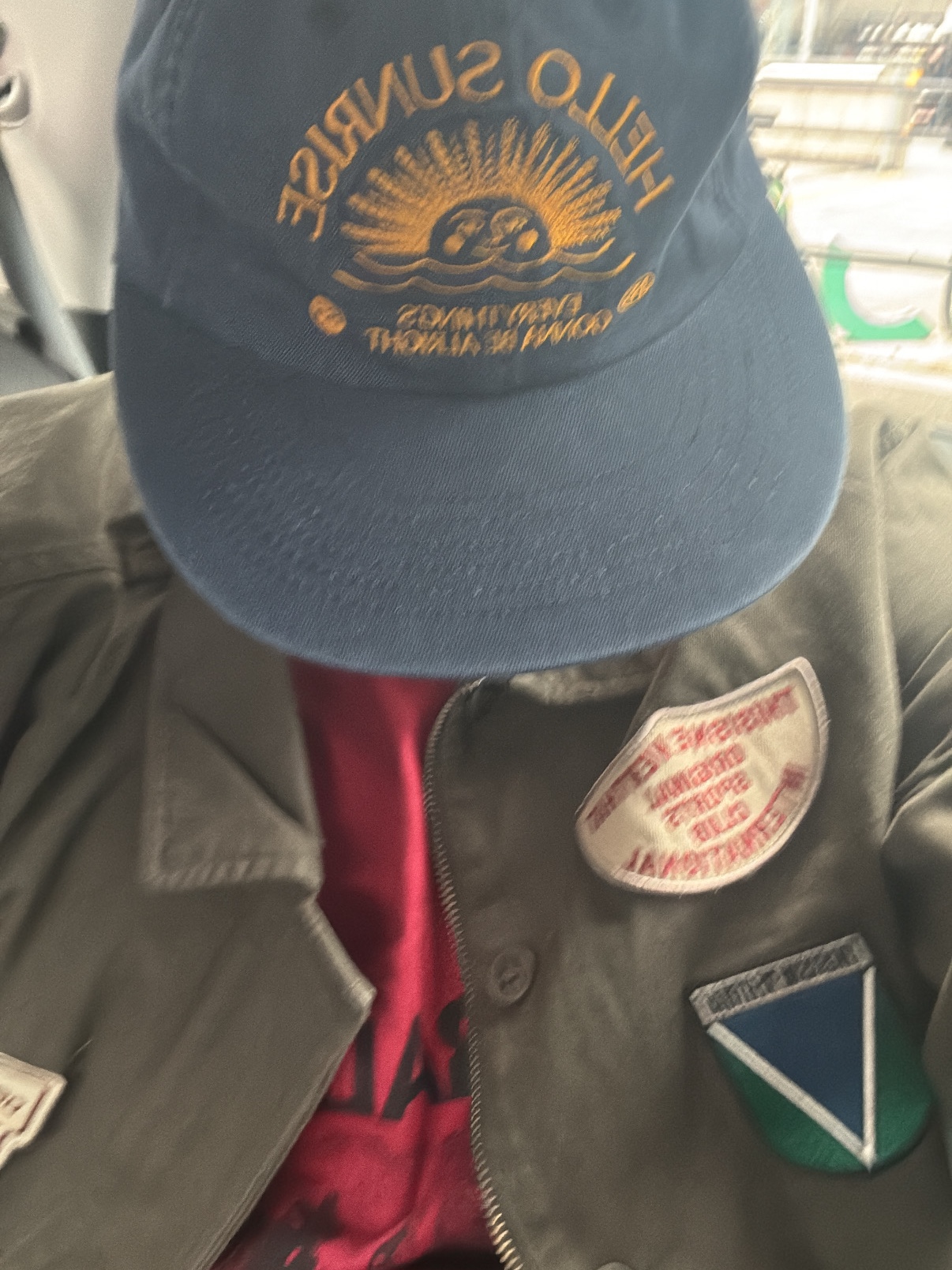 Hello Sunrise Washed HS Arch Logo 6Panel Cap Navy & Orange 착용 스타일