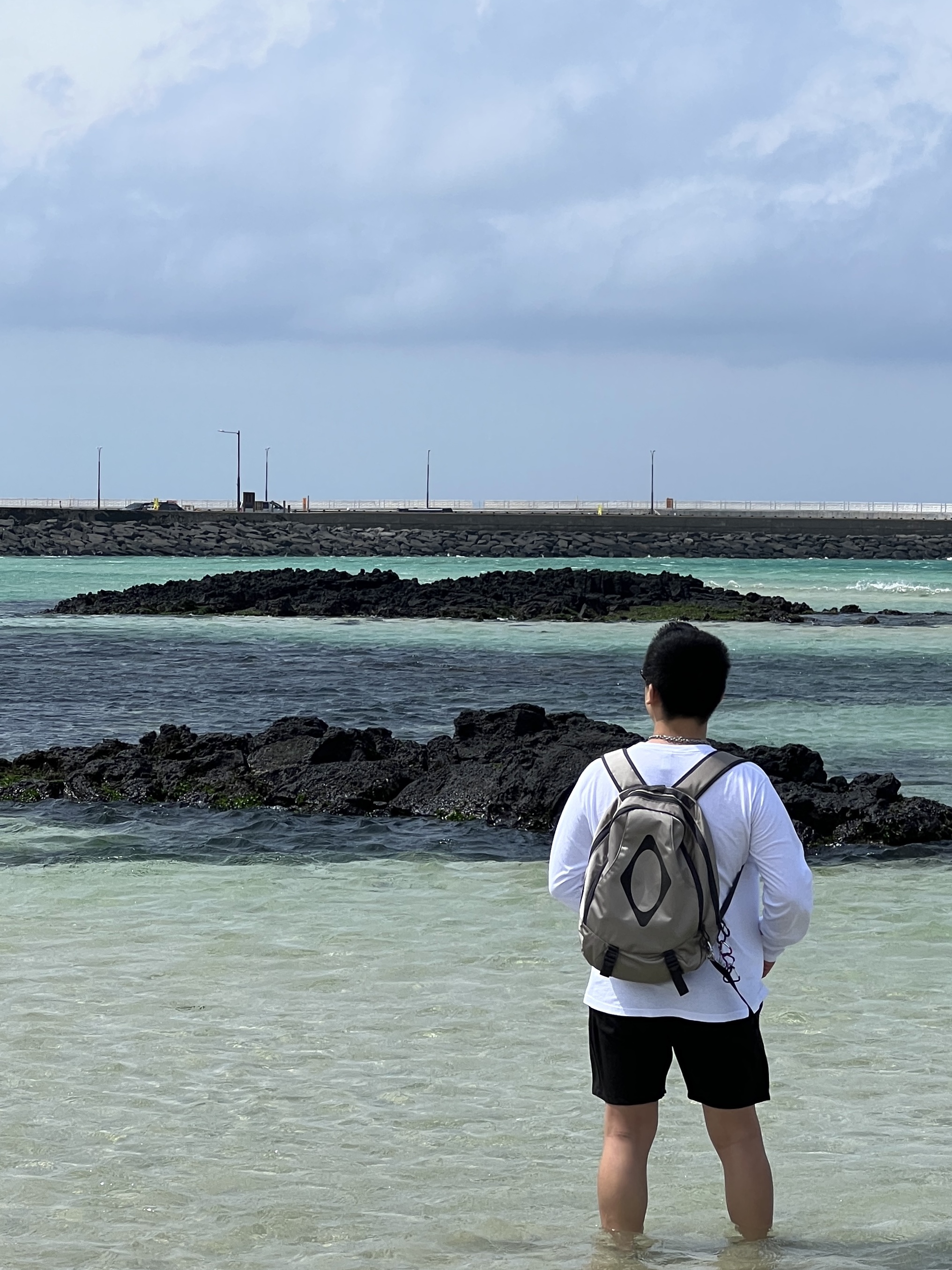 Mischief Rhombus Mountain Backpack Khaki, Sansan Gear Taped Hoodie Charcoal - 23SS 착용 스타일 - 1