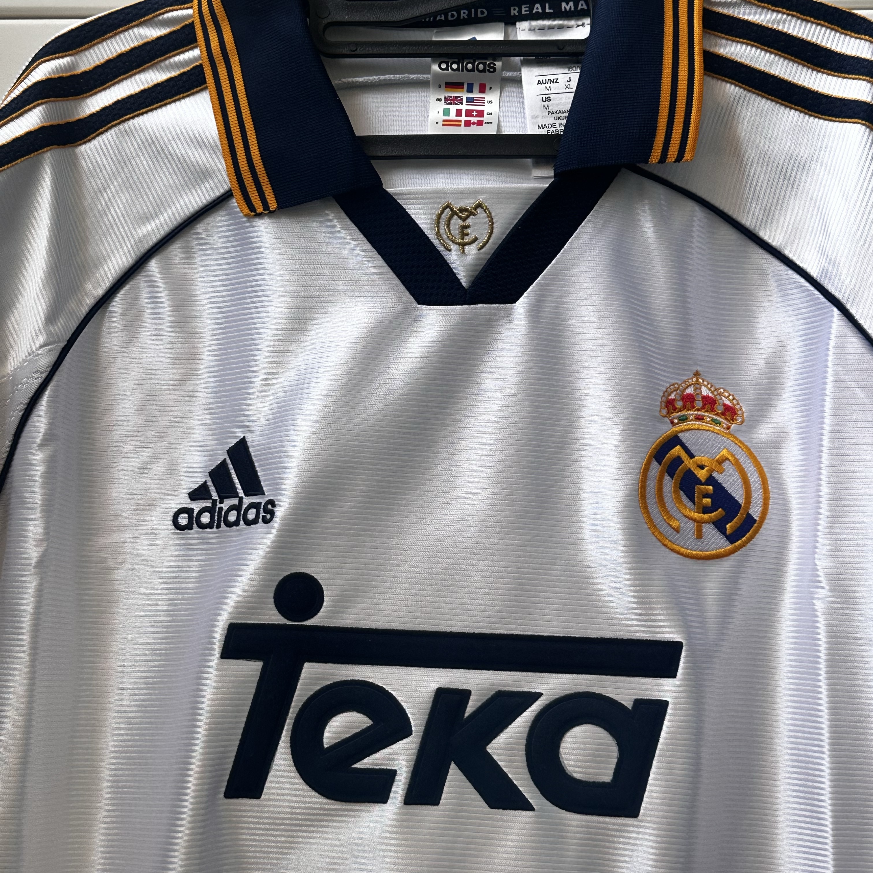 Adidas Real Madrid 99/00 Home Jersey White - KR Sizing (Non Marking Ver.), Adidas Real Madrid 99/00 Home Jersey White - US Sizing (Non Marking Ver.) 착용 스타일 - 2