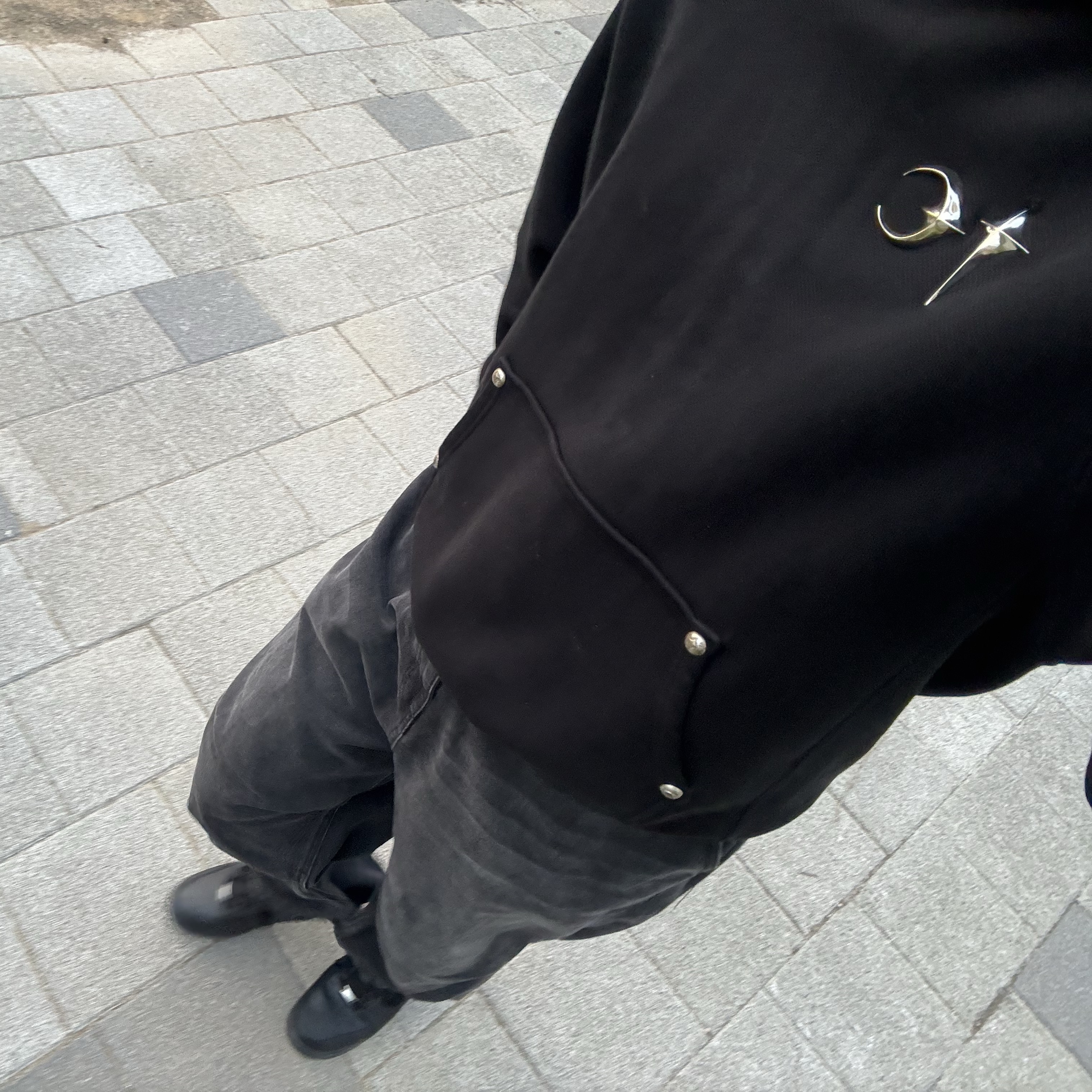 Nike Air Force 1 '07 Low Triple Black, Thug Club Armor Hoodie Black 착용 스타일