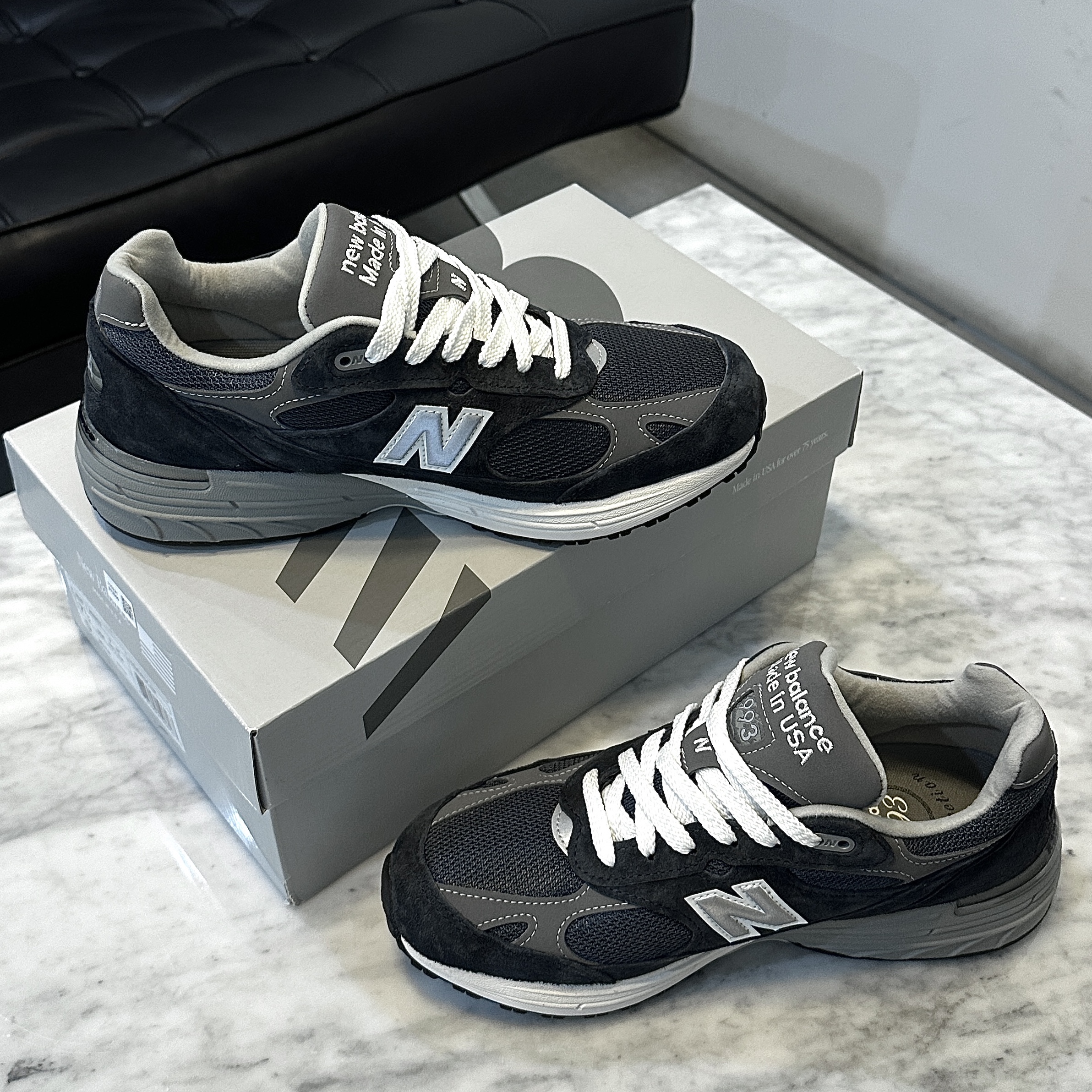 New Balance 993 Made in USA Navy - D Standard 착용 스타일 - 2