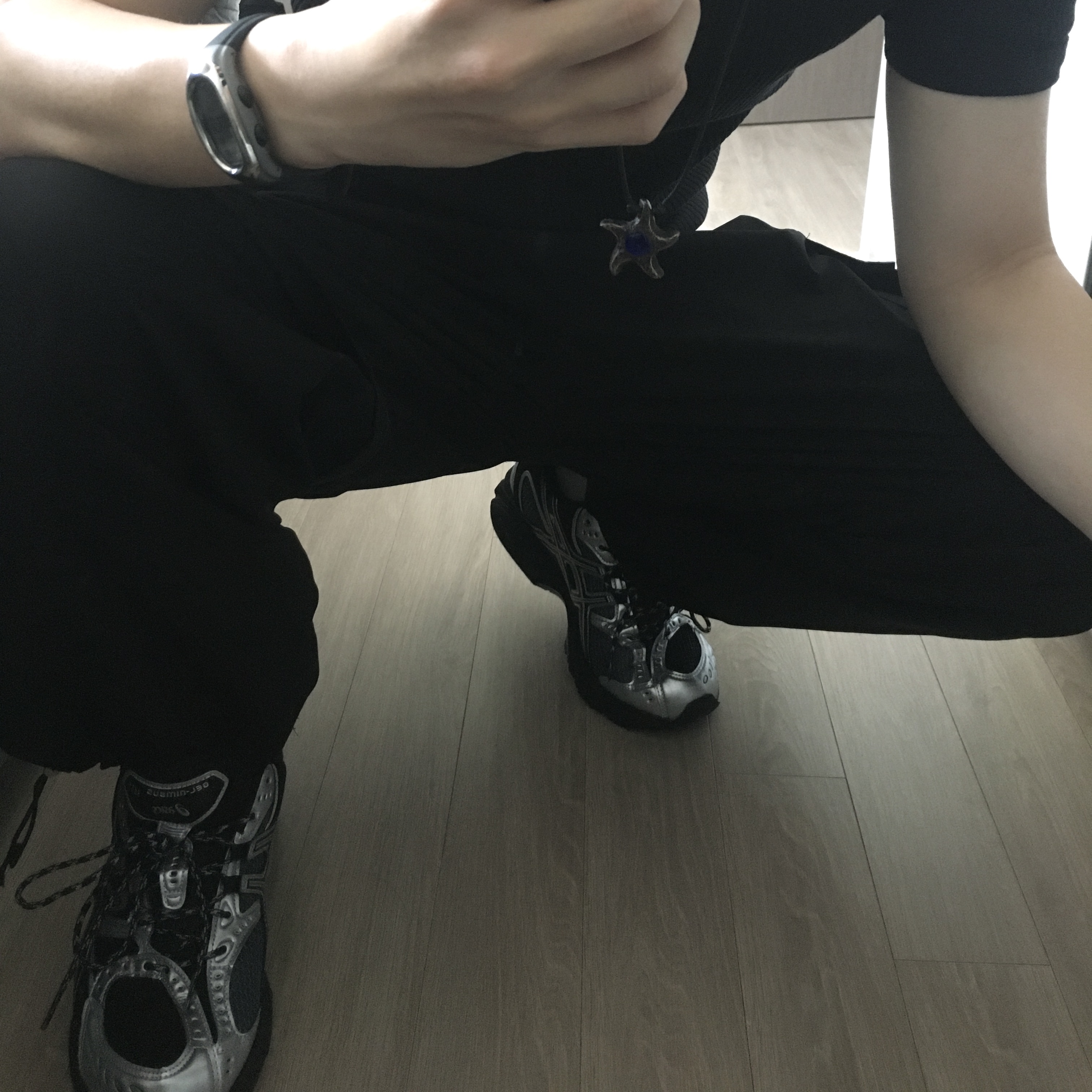Asics Gel-Nimbus 10.1 Black Pure Silver - Korea Exclusive 착용 스타일 - 1