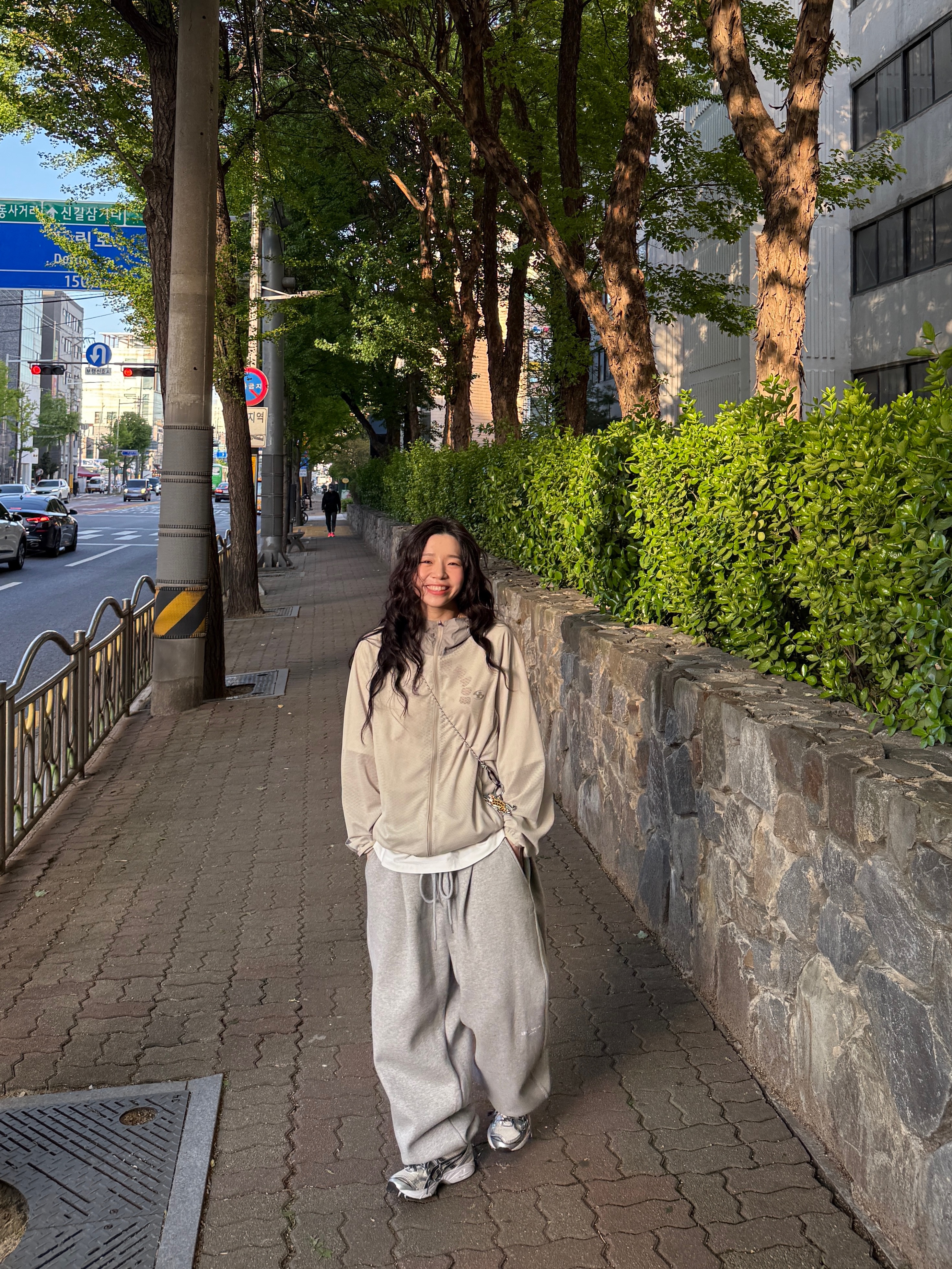Sansan Gear Sansan BLF Mesh Jacket Beige - 22SS, Asics x Kith Gel-Kayano 14 Cream Scarab 착용 스타일