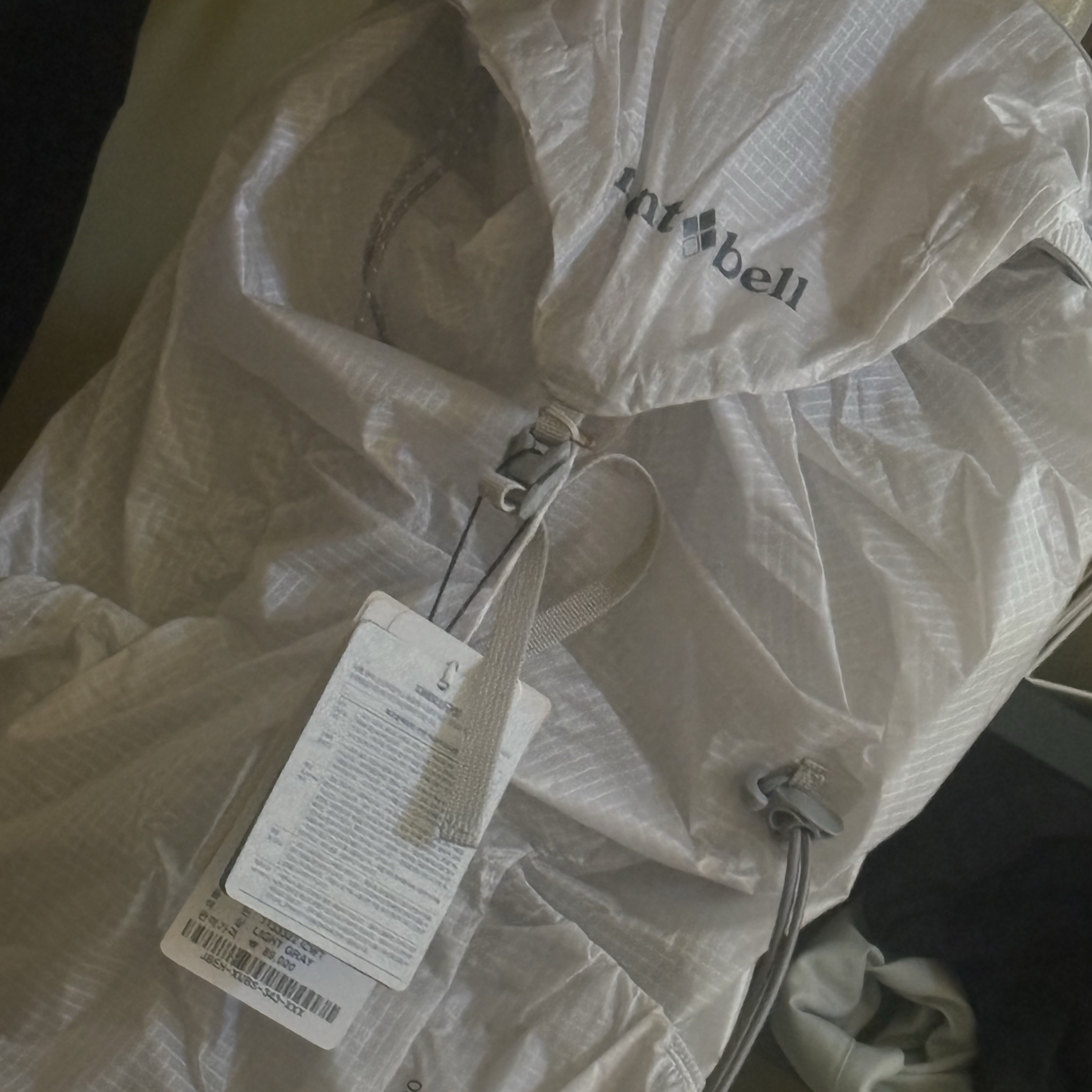 Montbell Versalite Pack 20 Backpack Ice White 착용 스타일