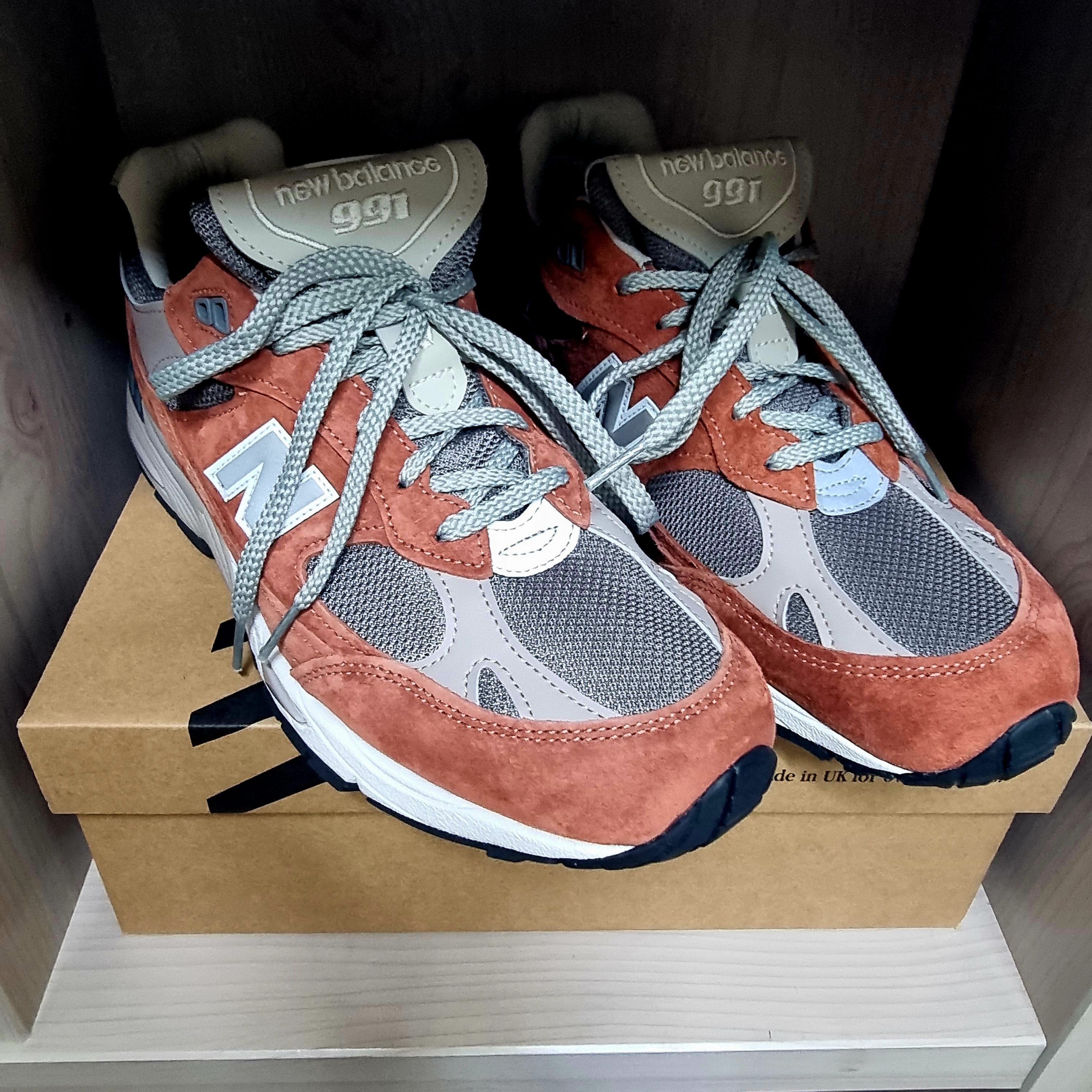 New Balance 991 Made in UK Sequoia Falcon 착용 스타일 - 2