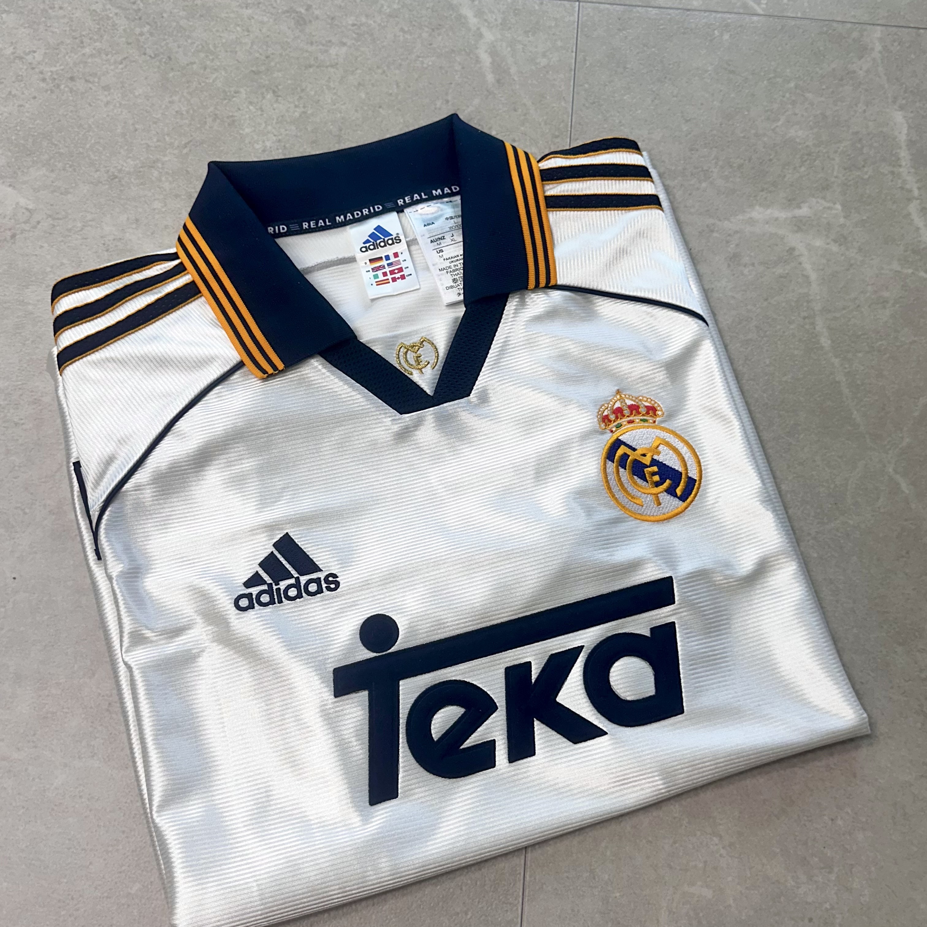 Adidas Real Madrid 99/00 Home Jersey White - KR Sizing (Non Marking Ver.), Adidas Real Madrid 99/00 Home Jersey White - US Sizing (Non Marking Ver.) 착용 스타일 - 1