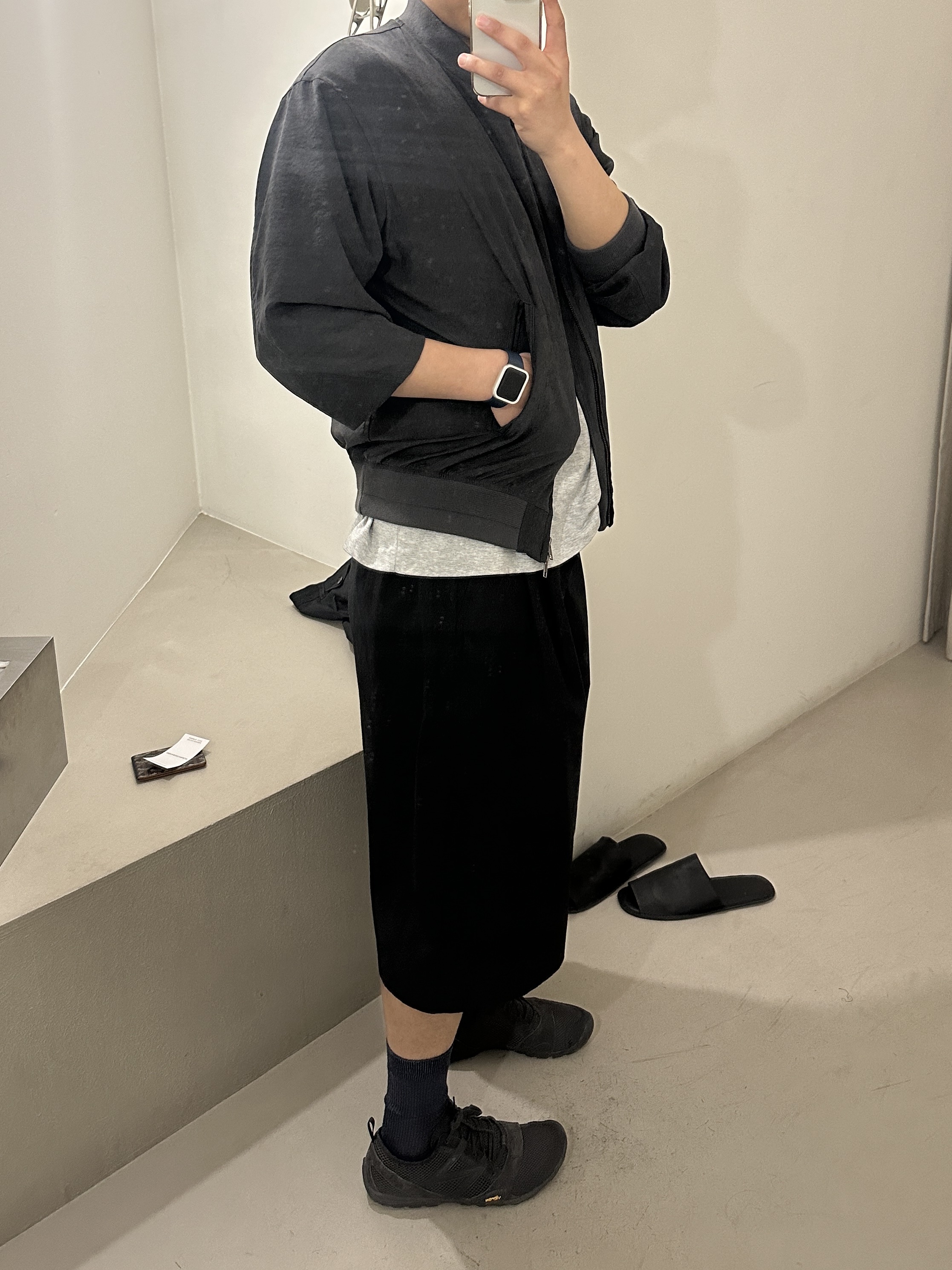 New Balance Minimus MT10O Black Castlerock 착용 스타일