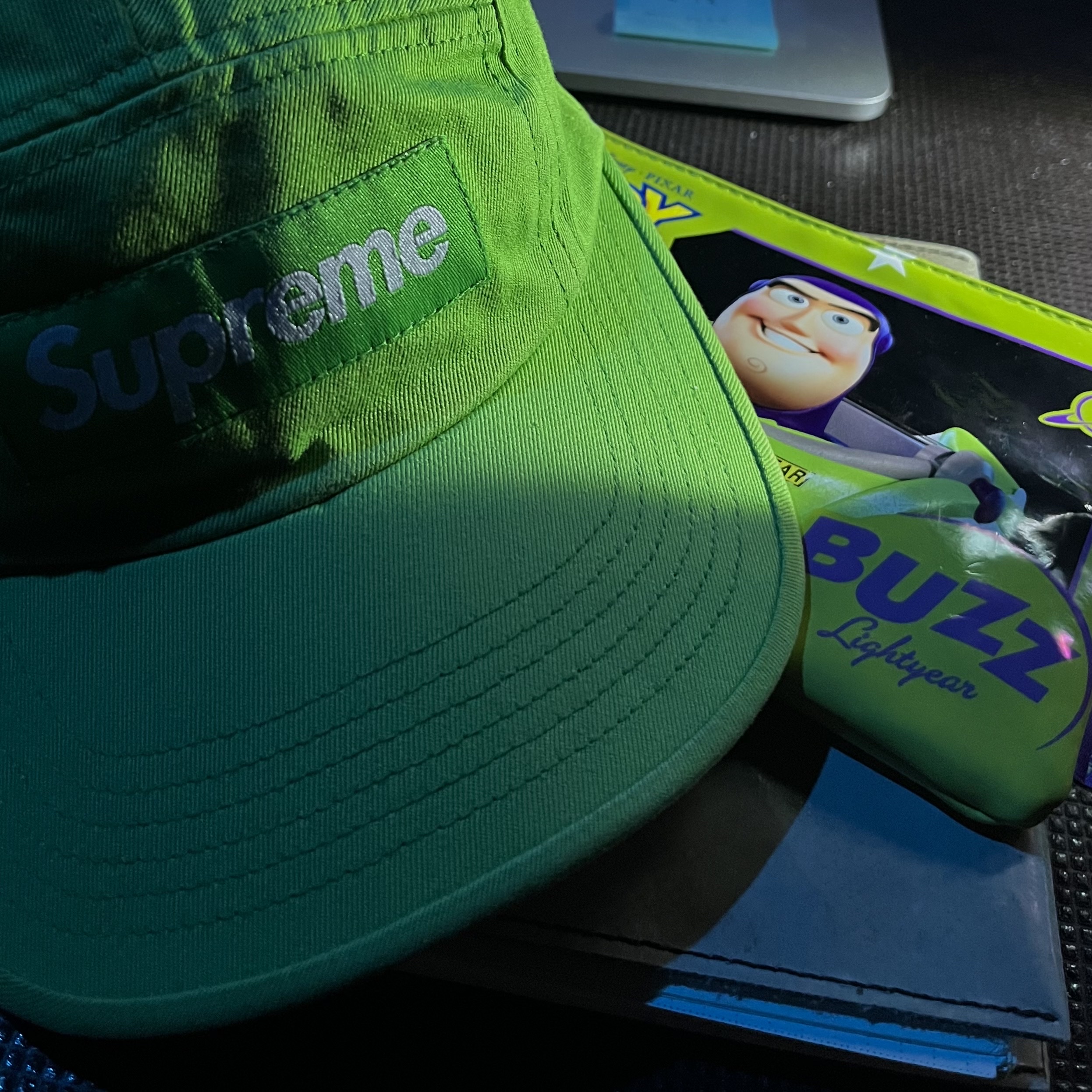 Supreme Washed Chino Twill Camp Cap Green - 24SS 착용 스타일