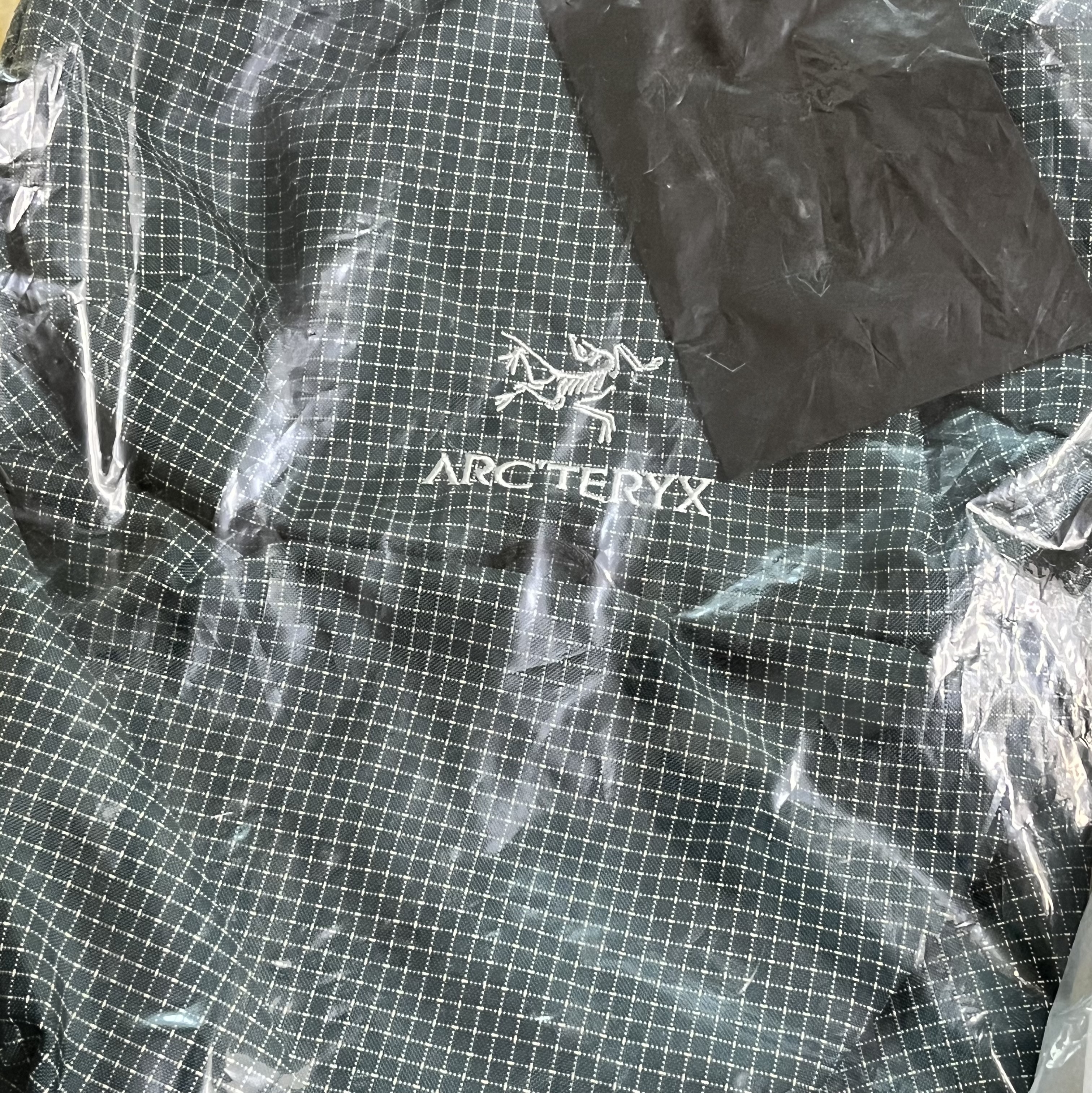 Arc'teryx Konseal 15 Backpack Pytheas 착용 스타일