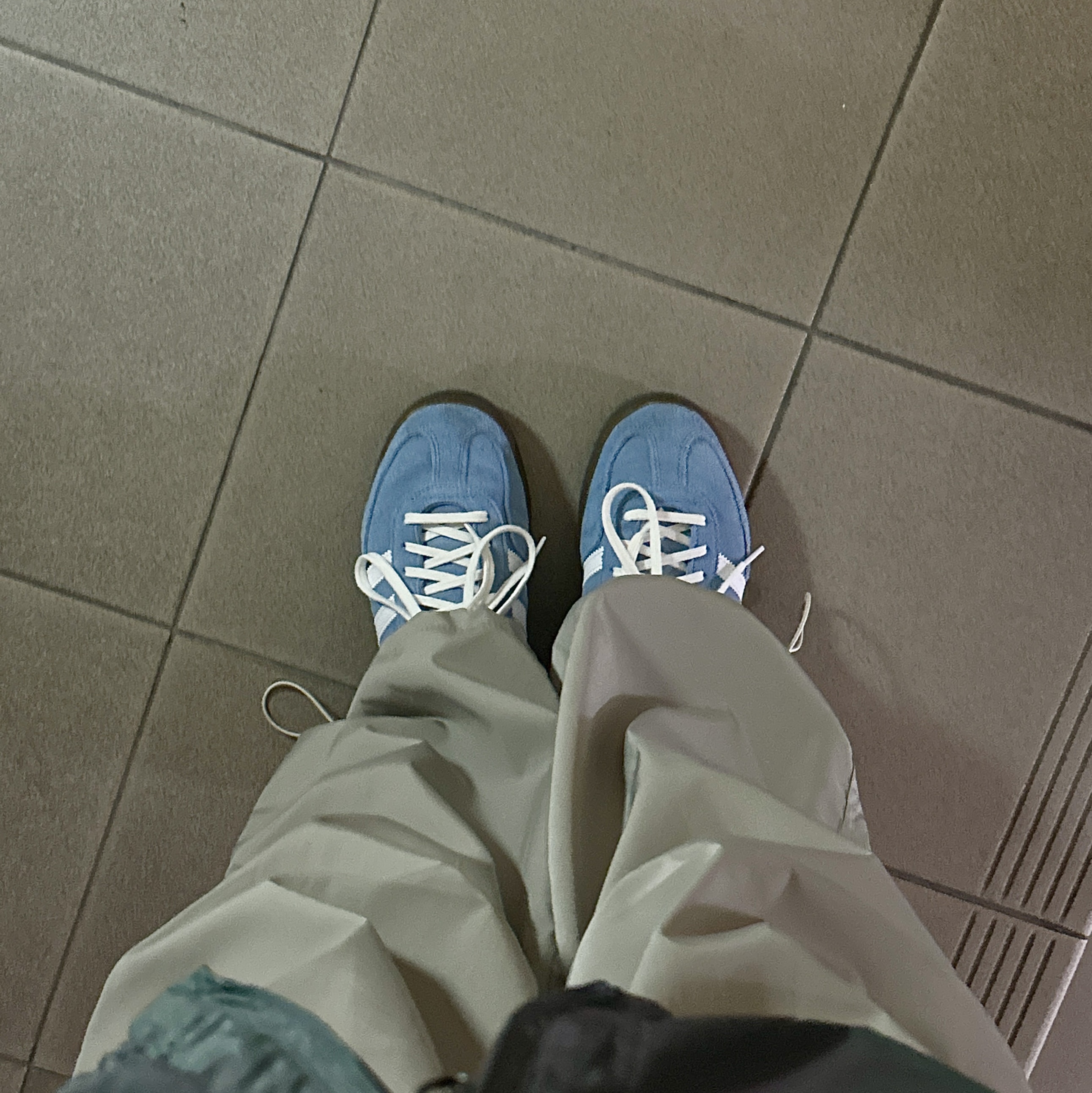 Adidas Spezial Handball Light Blue 착용 스타일