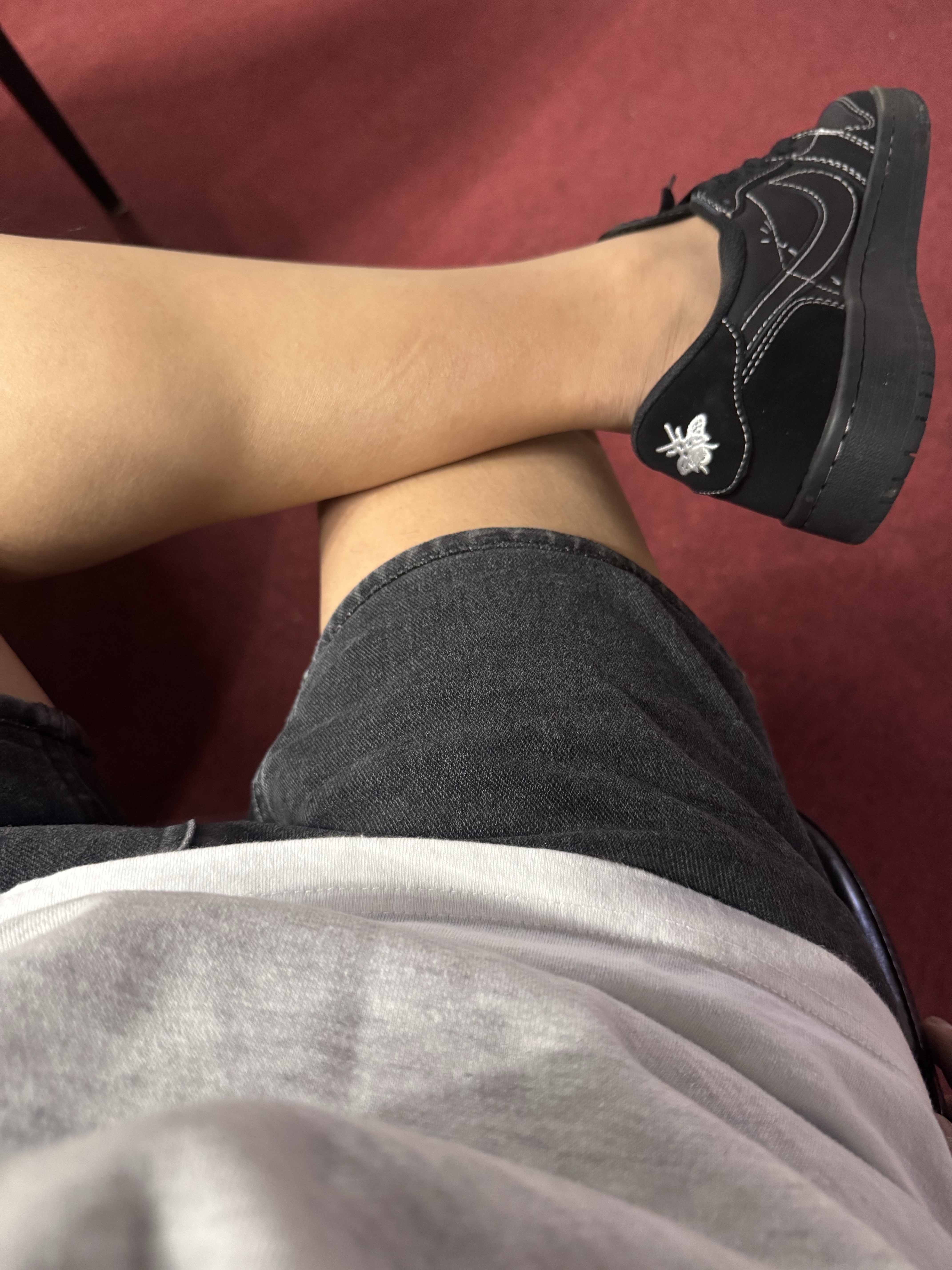 Jordan 1 x Travis Scott Retro Low OG SP Black Phantom 착용 스타일