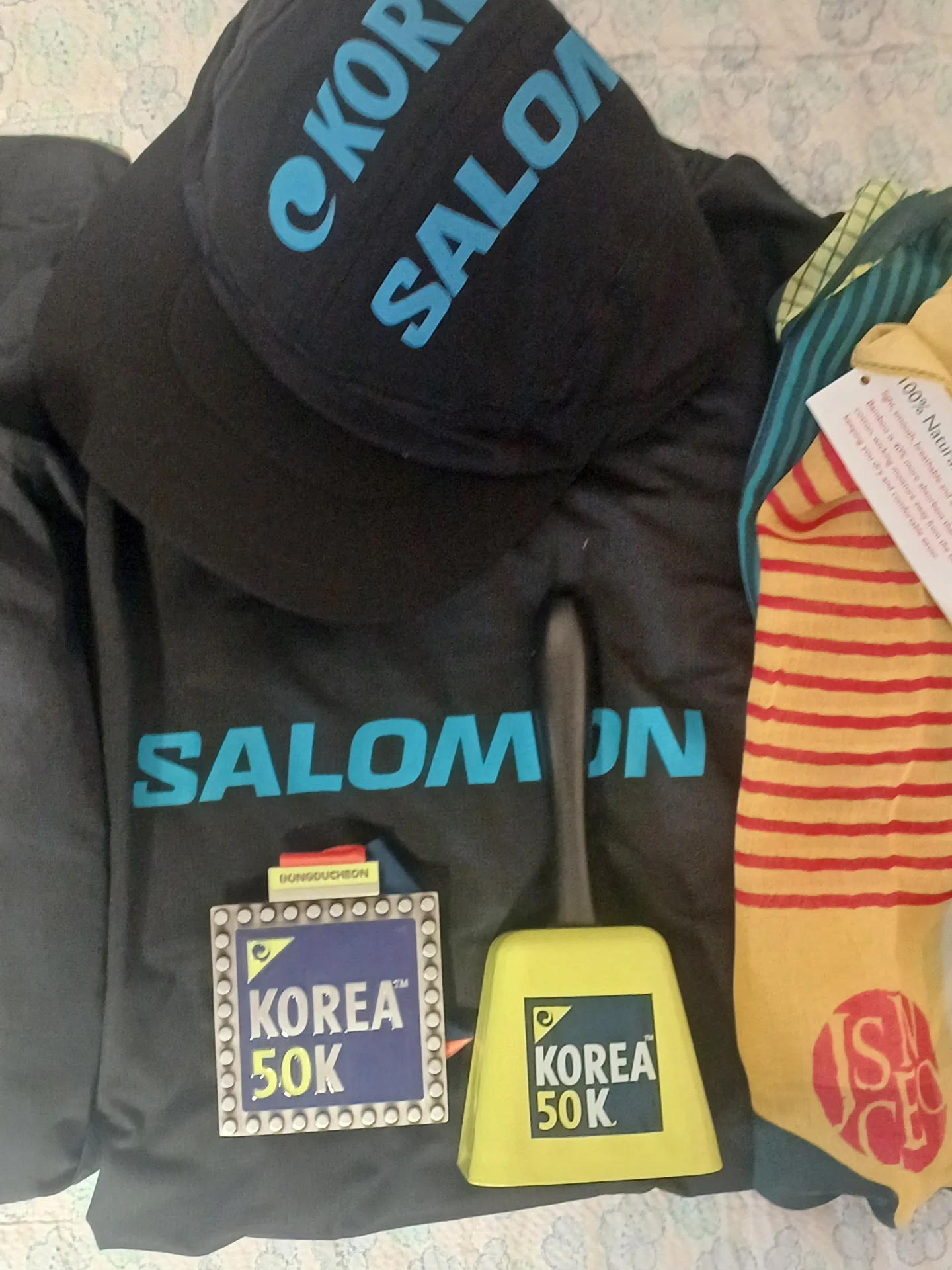 Salomon Modisay Aero Dark Pink, Salomon Speedcross 3 Mindful 2 Moth Vanilla 착용 스타일 - 3
