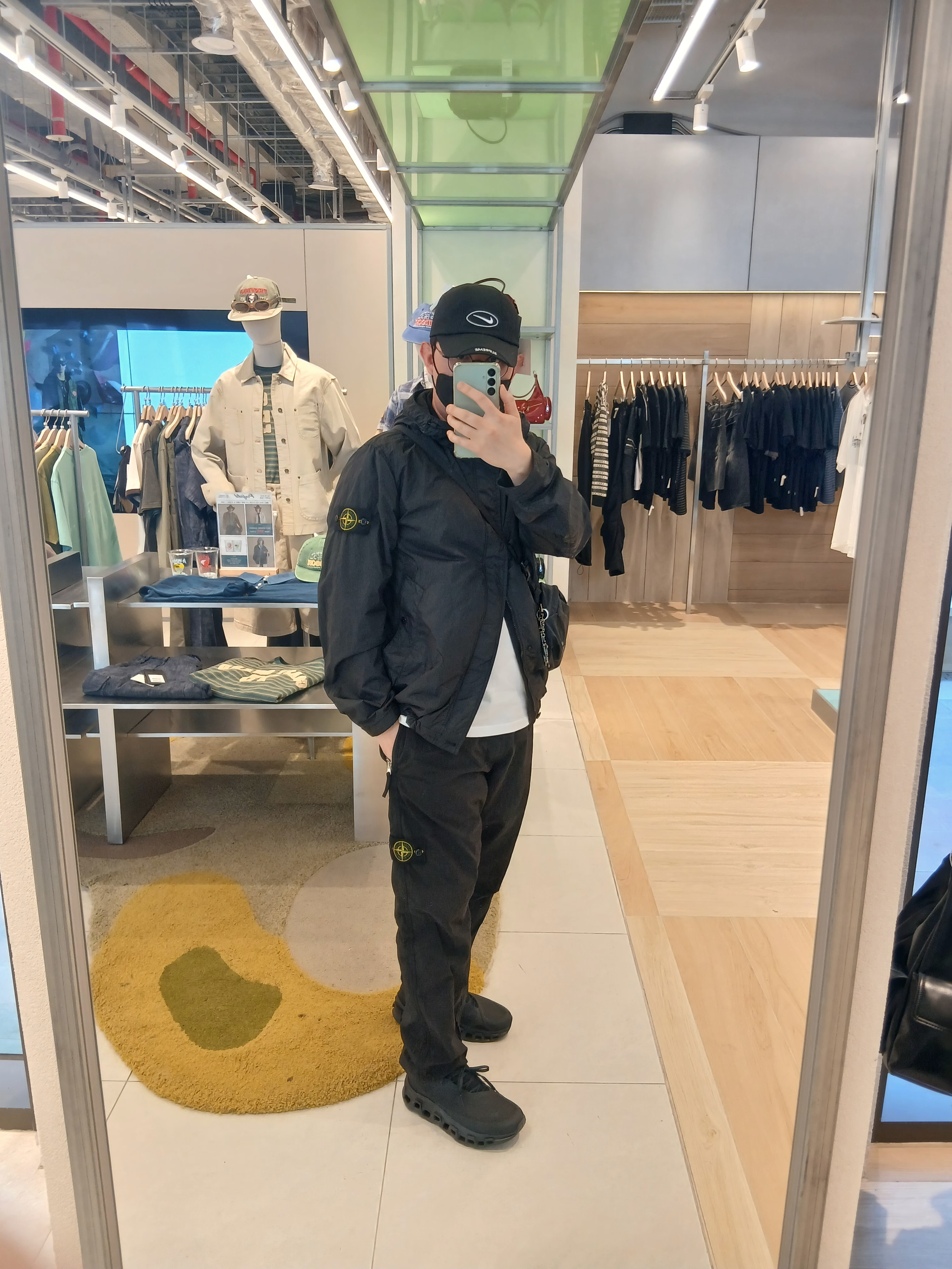 Wooyoungmi Cotton Back Logo T-Shirt White - 24SS, Stone Island S0A23 Crinkle Reps R-NY Wind Resistant Anti-Drop Hooded Jacket - 25SS 착용 스타일 - 2