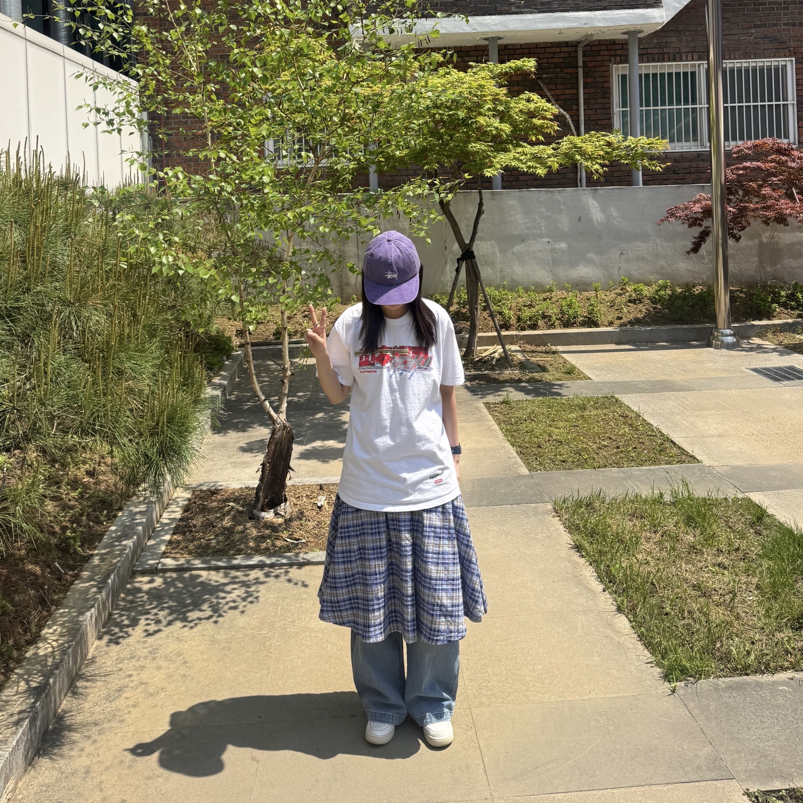Supreme x Yohji Yamamoto Tekken T-Shirt White - 22FW, Stussy Low Pro Basic Washed Strapback Grape 착용 스타일 - 1
