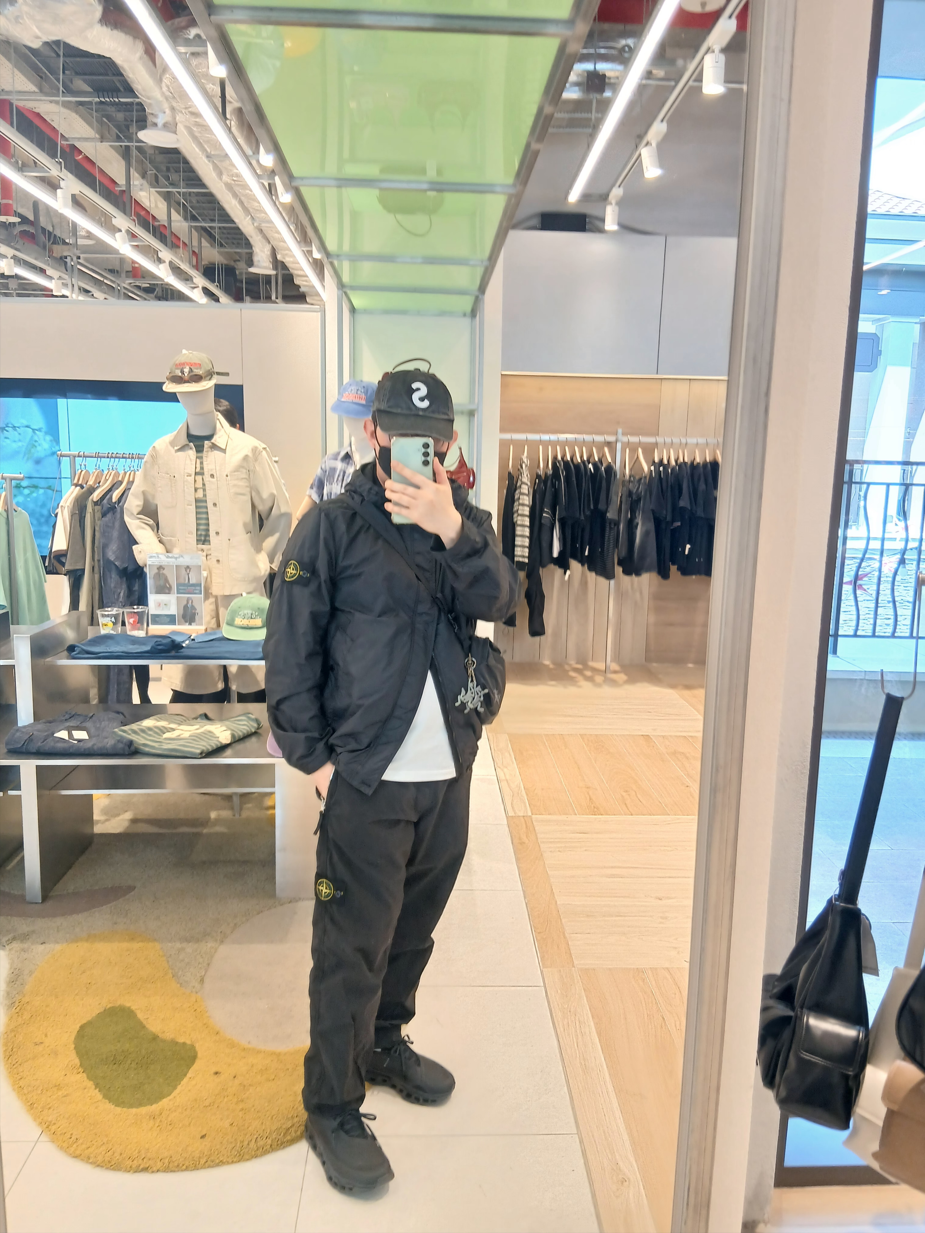 Wooyoungmi Cotton Back Logo T-Shirt White - 24SS, Stone Island S0A23 Crinkle Reps R-NY Wind Resistant Anti-Drop Hooded Jacket - 25SS 착용 스타일 - 1