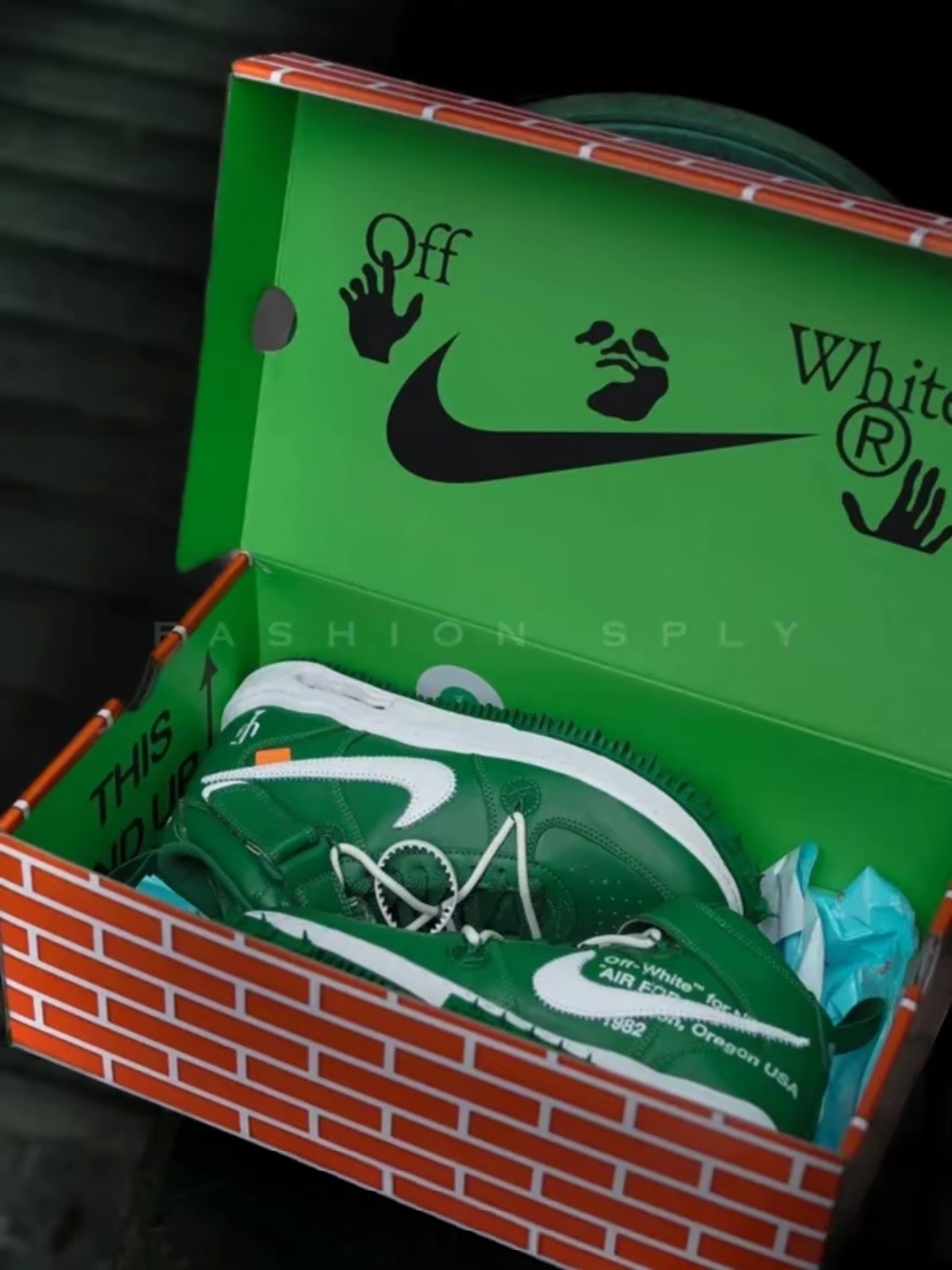 Nike x Off-White Air Force 1 Mid SP Leather Pine Green 착용 스타일