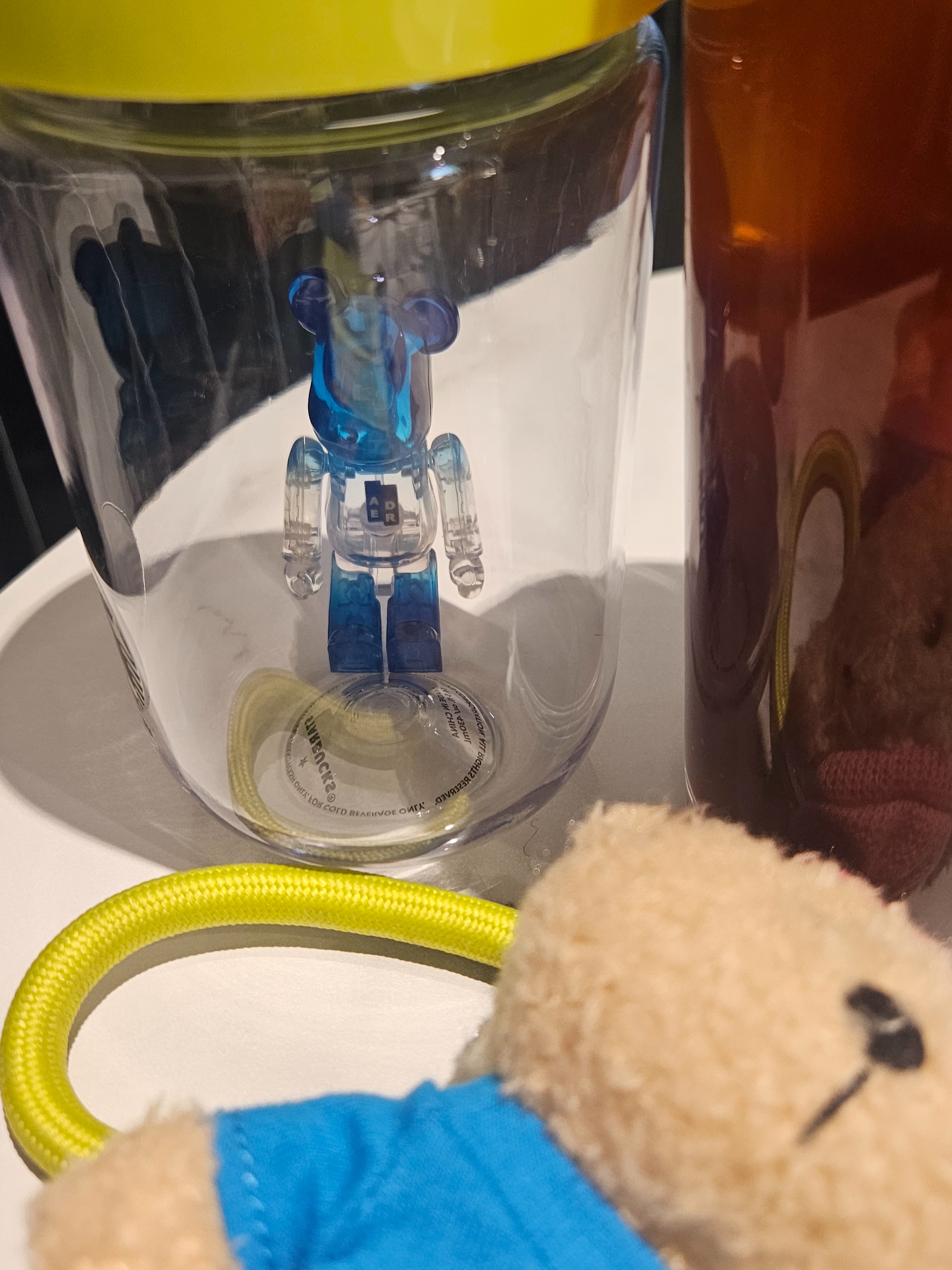 Bearbrick x Ader Error 100% 착용 스타일 - 4