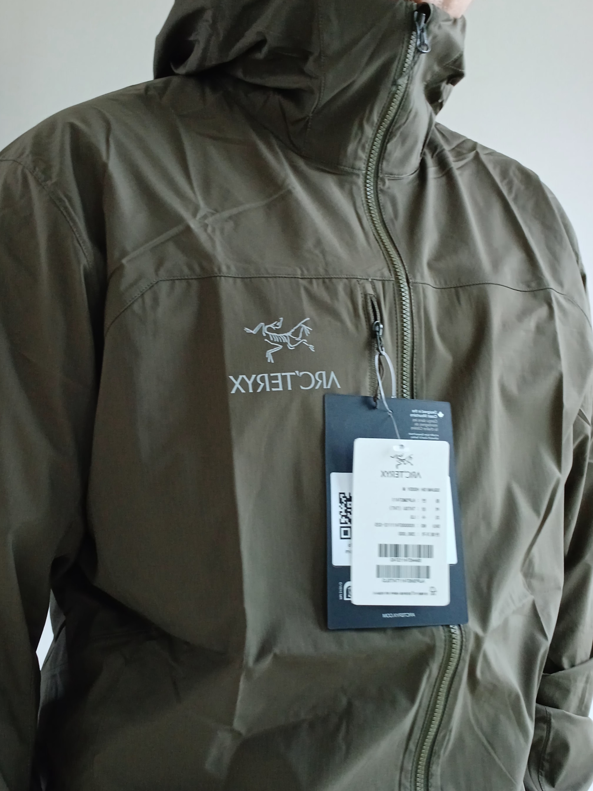 Arc'teryx Squamish Hoody Tatsu 착용 스타일 - 4