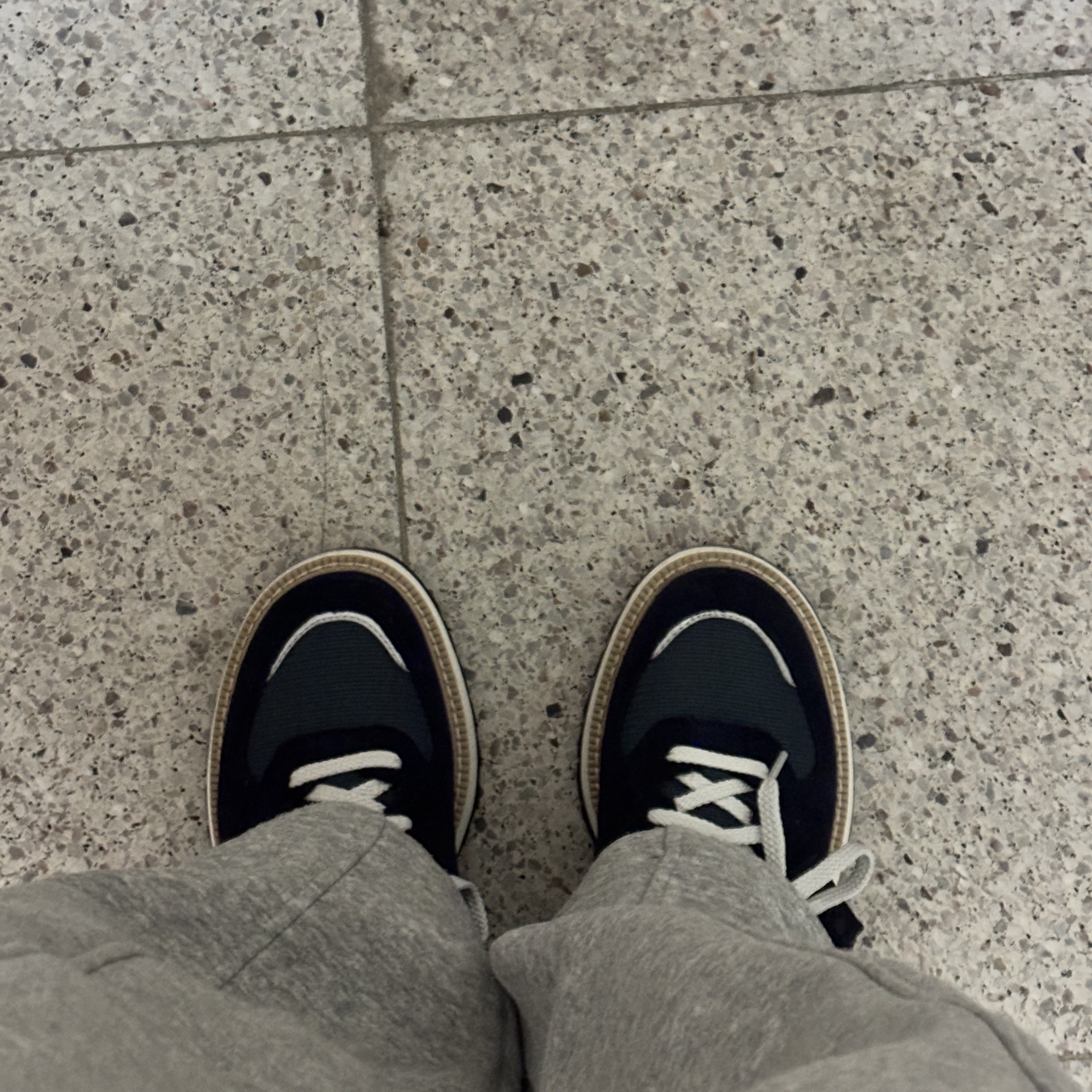 New Balance x Tokyo Design Studio 574 Navy Blue 착용 스타일
