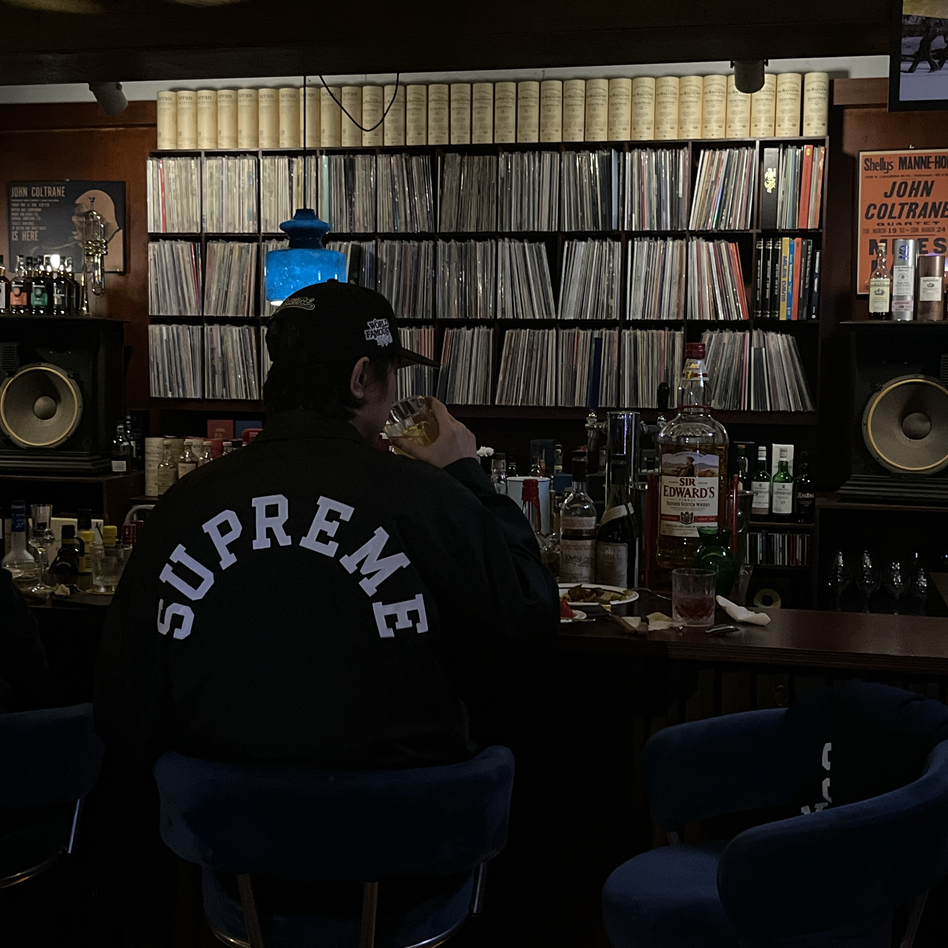 Supreme x Champion Coaches Jacket Black - 24SS, Supreme World Famous S Logo 6-Panel Black 착용 스타일 - 1
