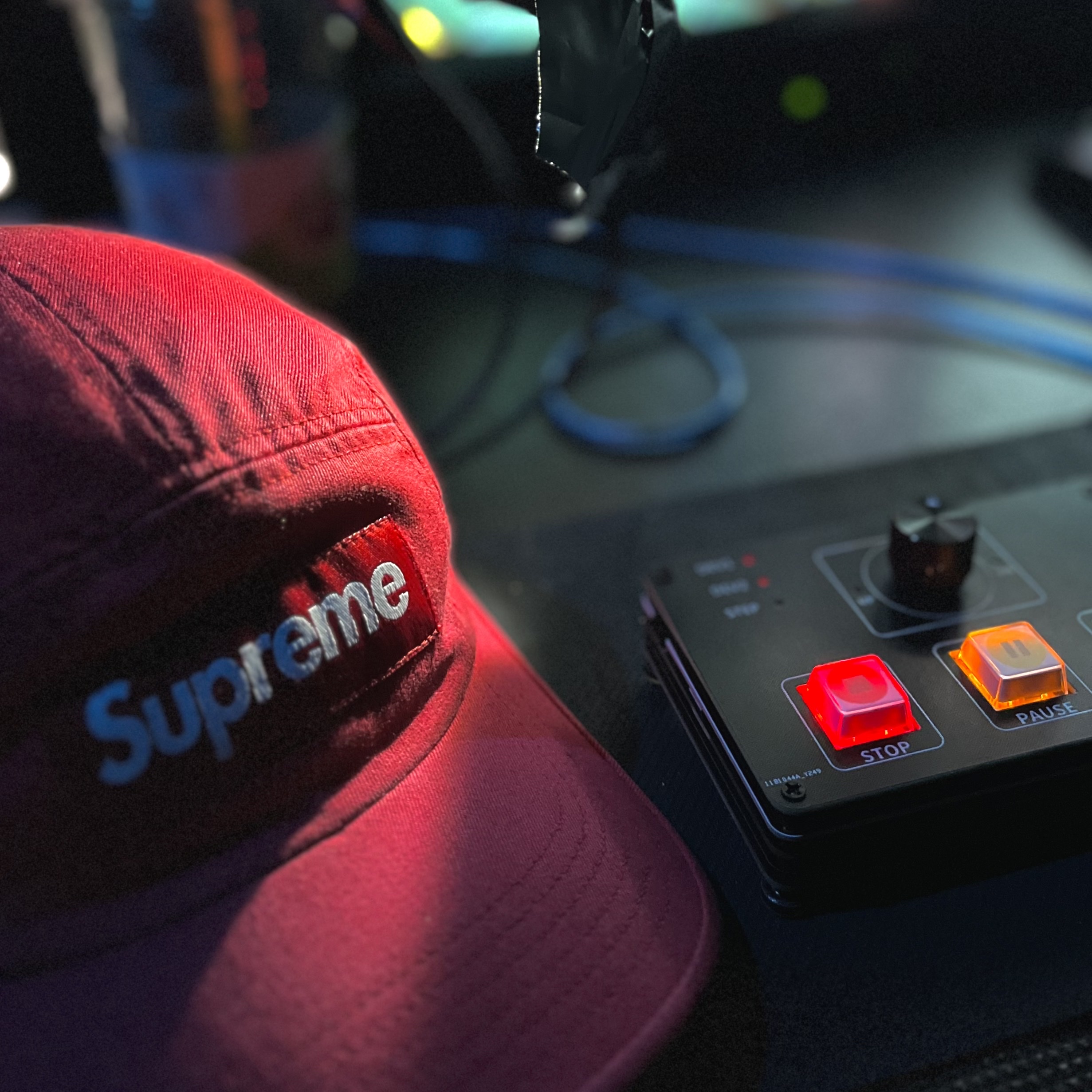 Supreme Coated Cordura Camp Cap Red - 22SS 착용 스타일